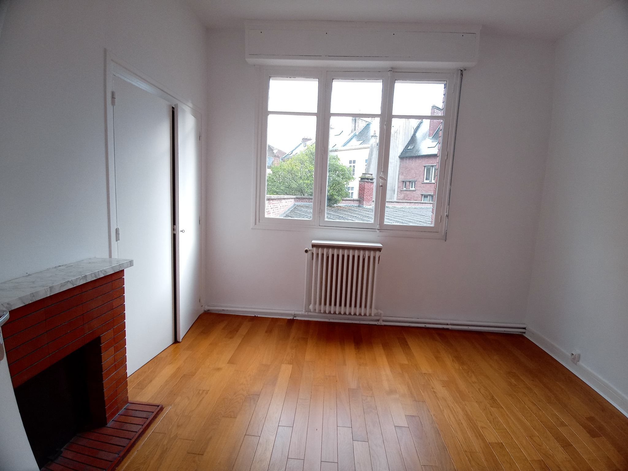 Immo80 – L'immobilier à Amiens et dans la Somme-TYPE 3 AVEC PARKING CENTRE VILLE – AMIENS