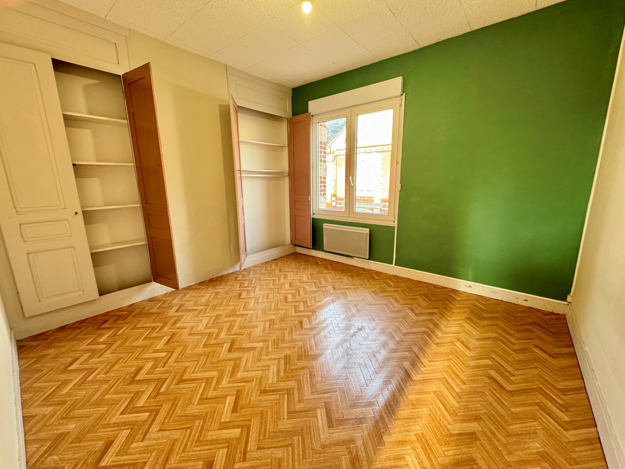 Immo80 – L'immobilier à Amiens et dans la Somme-Saint-Pierre – Amiénoise 78m2 – 2 chambres & bureau – Cour