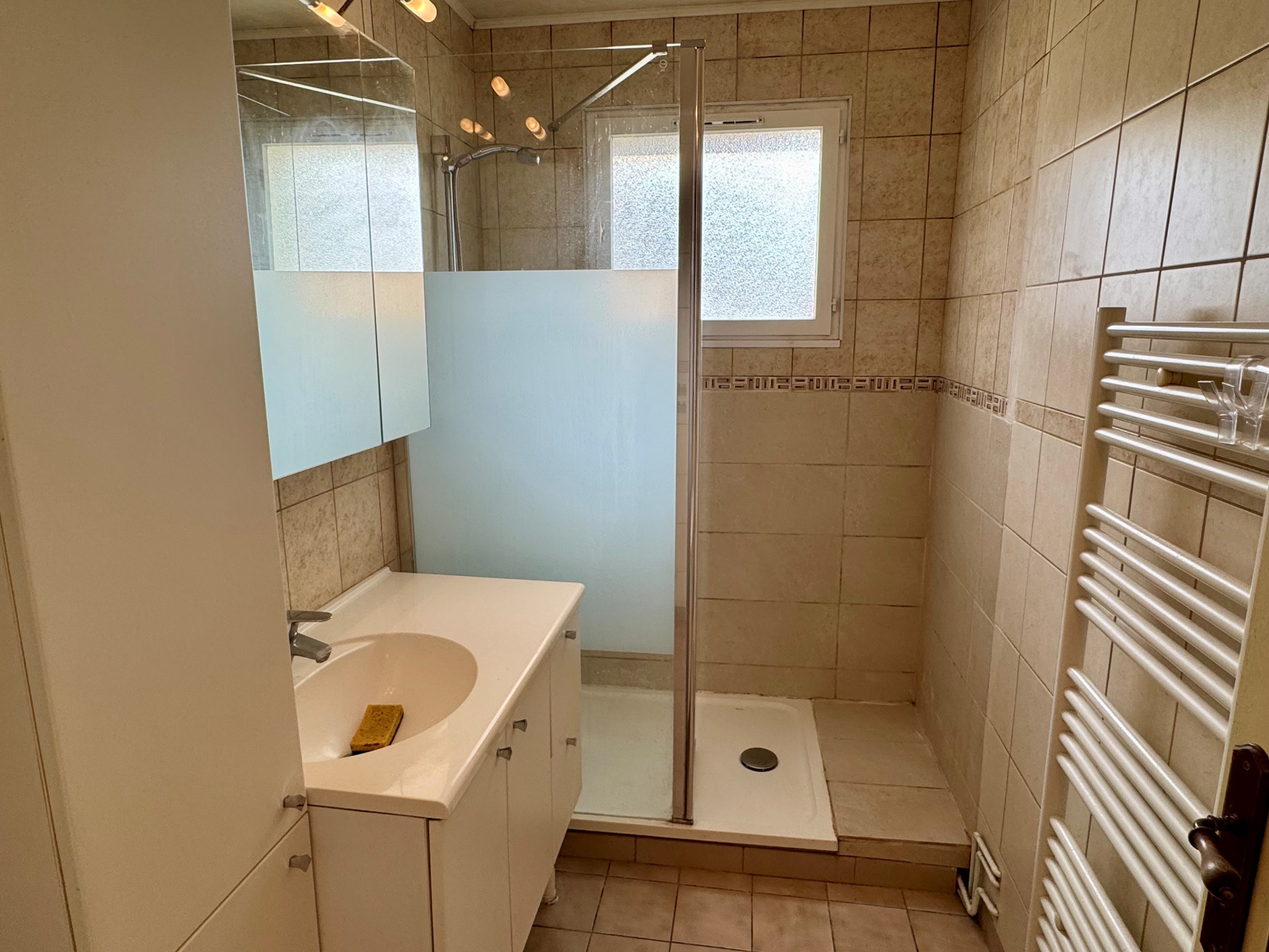 Immo80 – L'immobilier à Amiens et dans la Somme-Saint-Pierre – Amiénoise 78m2 – 2 chambres & bureau – Cour