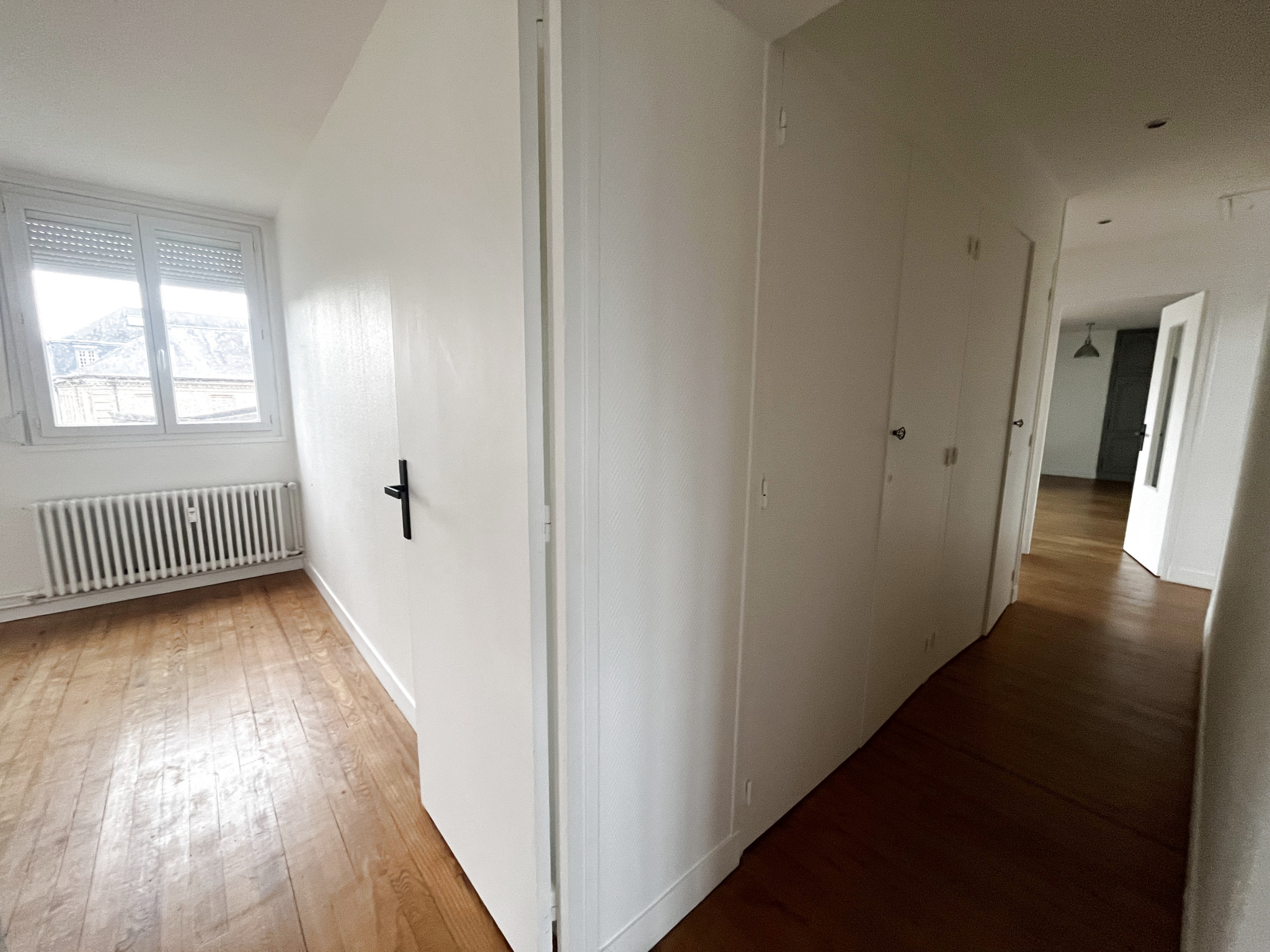 Immo80 – L'immobilier à Amiens et dans la Somme-APPARTEMENT T5 HENRIVILLE/ST-ANNE 100 m2