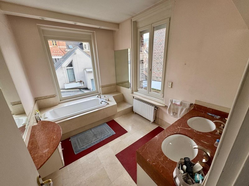 Immo80 – L'immobilier à Amiens et dans la Somme-Grande maison (255m2) avec garage entre le centre ville et les hortillonnages