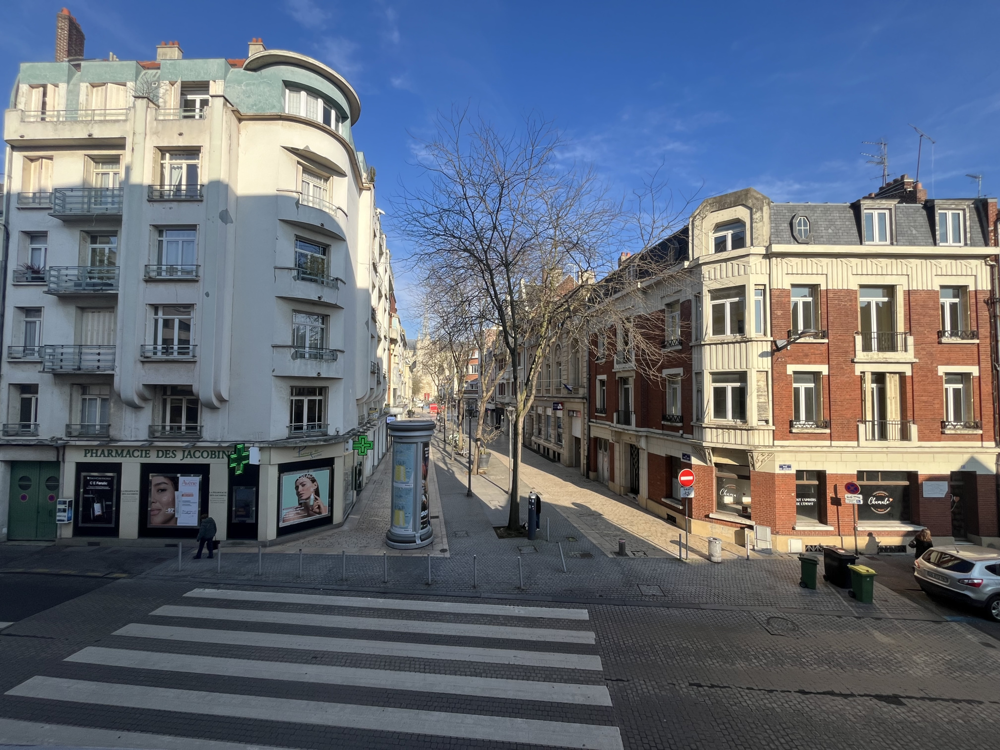 Immo80 – L'immobilier à Amiens et dans la Somme-EN EXCLU RARE APT EN CV TYPE 5 132 m2 – PARKING