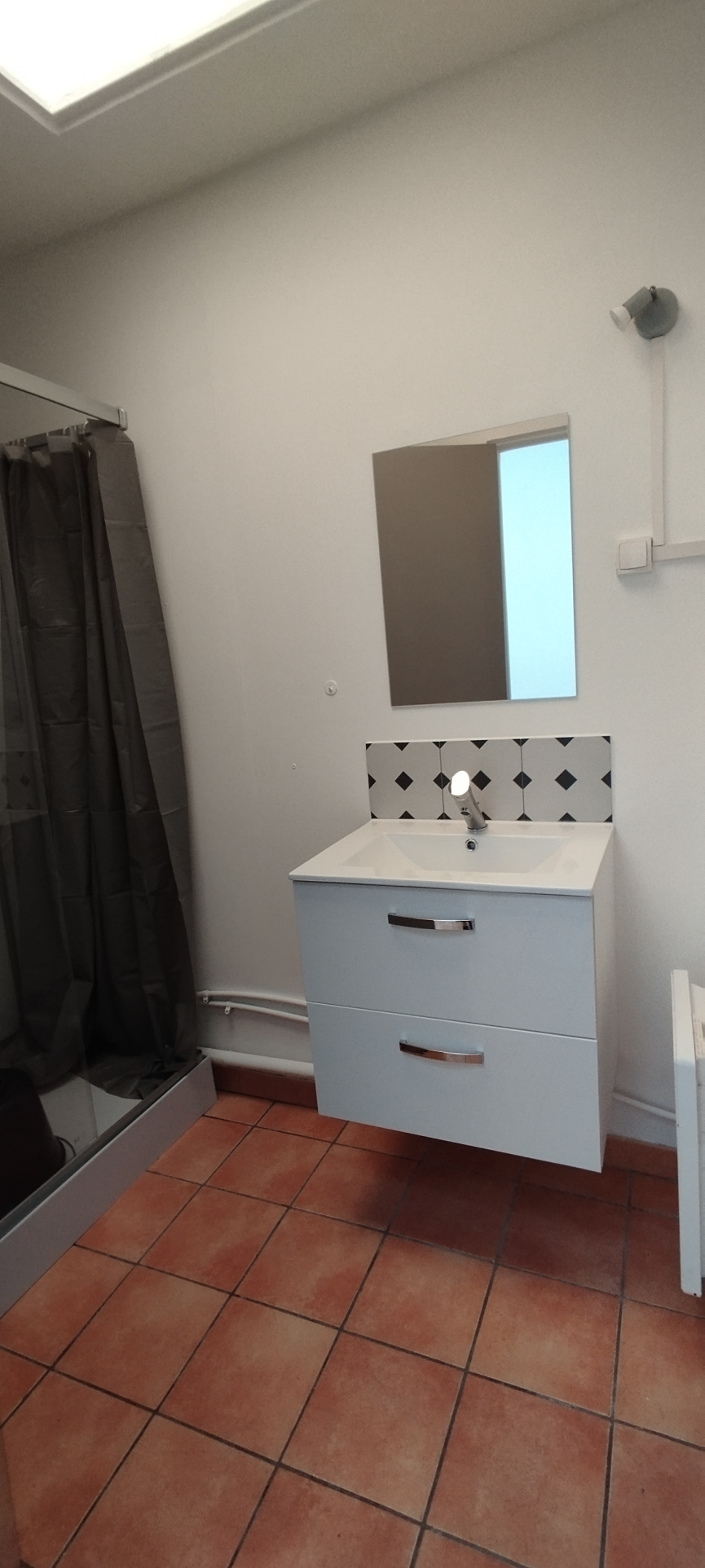 Immo80 – L'immobilier à Amiens et dans la Somme-GRAND STUDIO MEUBLÉ ST ACHEUL – AMIENS