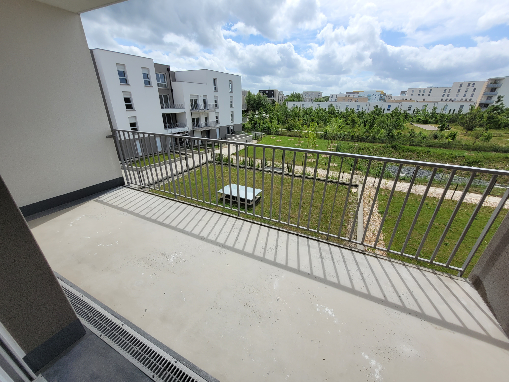 Immo80 – L'immobilier à Amiens et dans la Somme-T3 AVEC BALCON ET PARKING AMIENS SUD