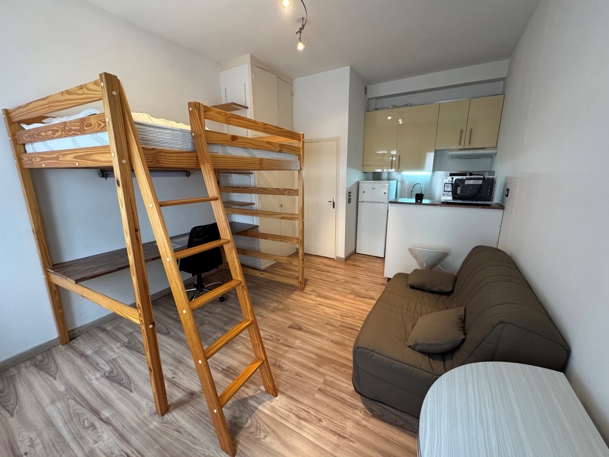 Immo80 – L'immobilier à Amiens et dans la Somme-Hyper centre-ville – Studio 24m2