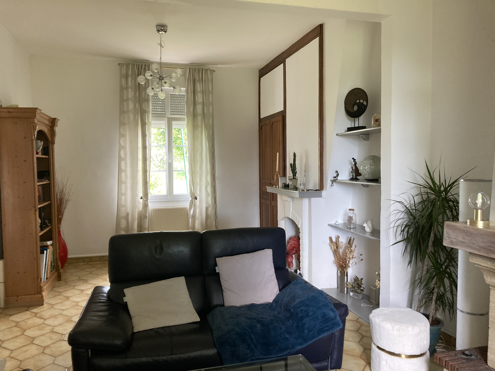 Immo80 – L'immobilier à Amiens et dans la Somme-A 10 kms au sud d’Amiens – Maison 178 m2