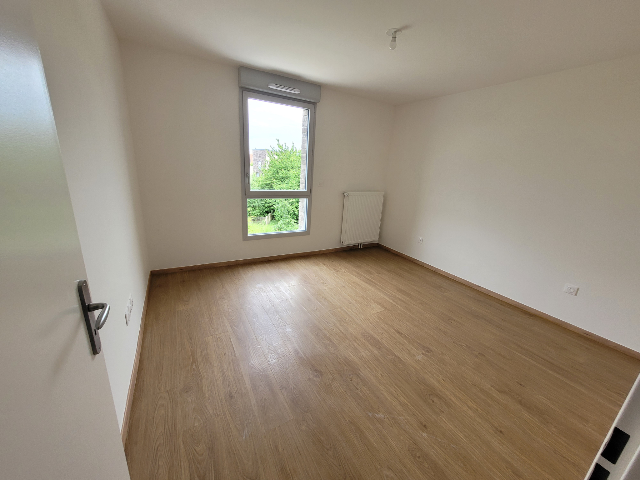 Immo80 – L'immobilier à Amiens et dans la Somme-T2 AVEC LOGGIA ET PARKING AMIENS SUD