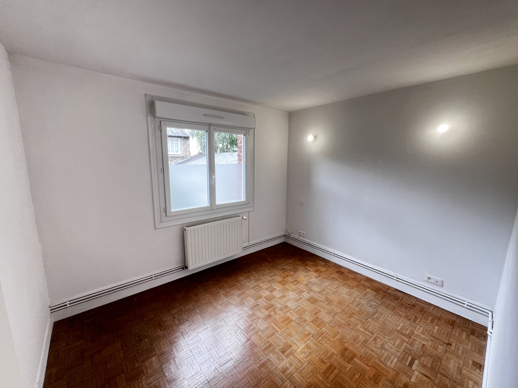 Immo80 – L'immobilier à Amiens et dans la Somme-T3 CENTRE VILLE AVEC GARAGE – AMIENS