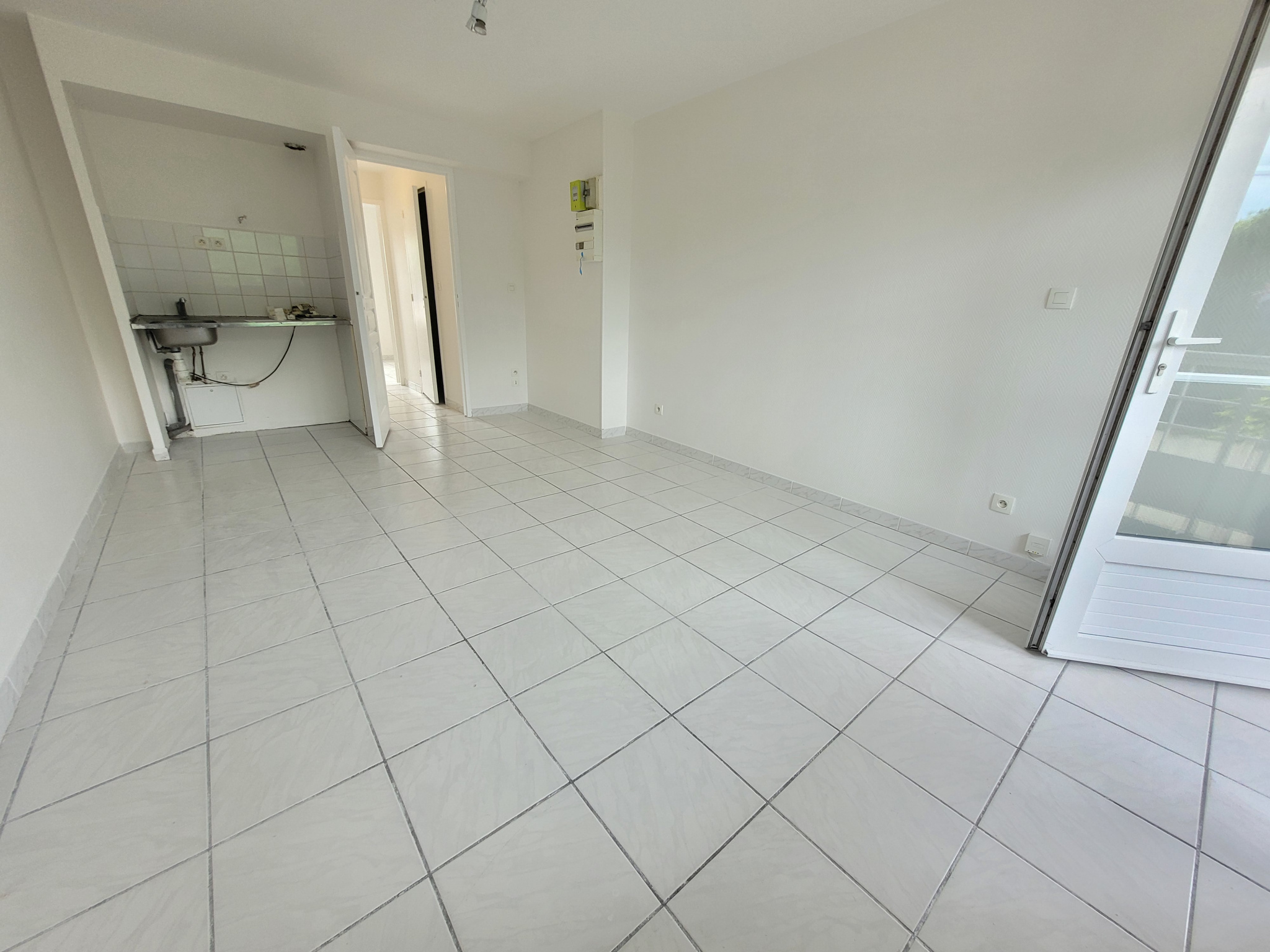 Immo80 – L'immobilier à Amiens et dans la Somme-T2 DE 32 M2 PROCHE CITE SCOLAIRE