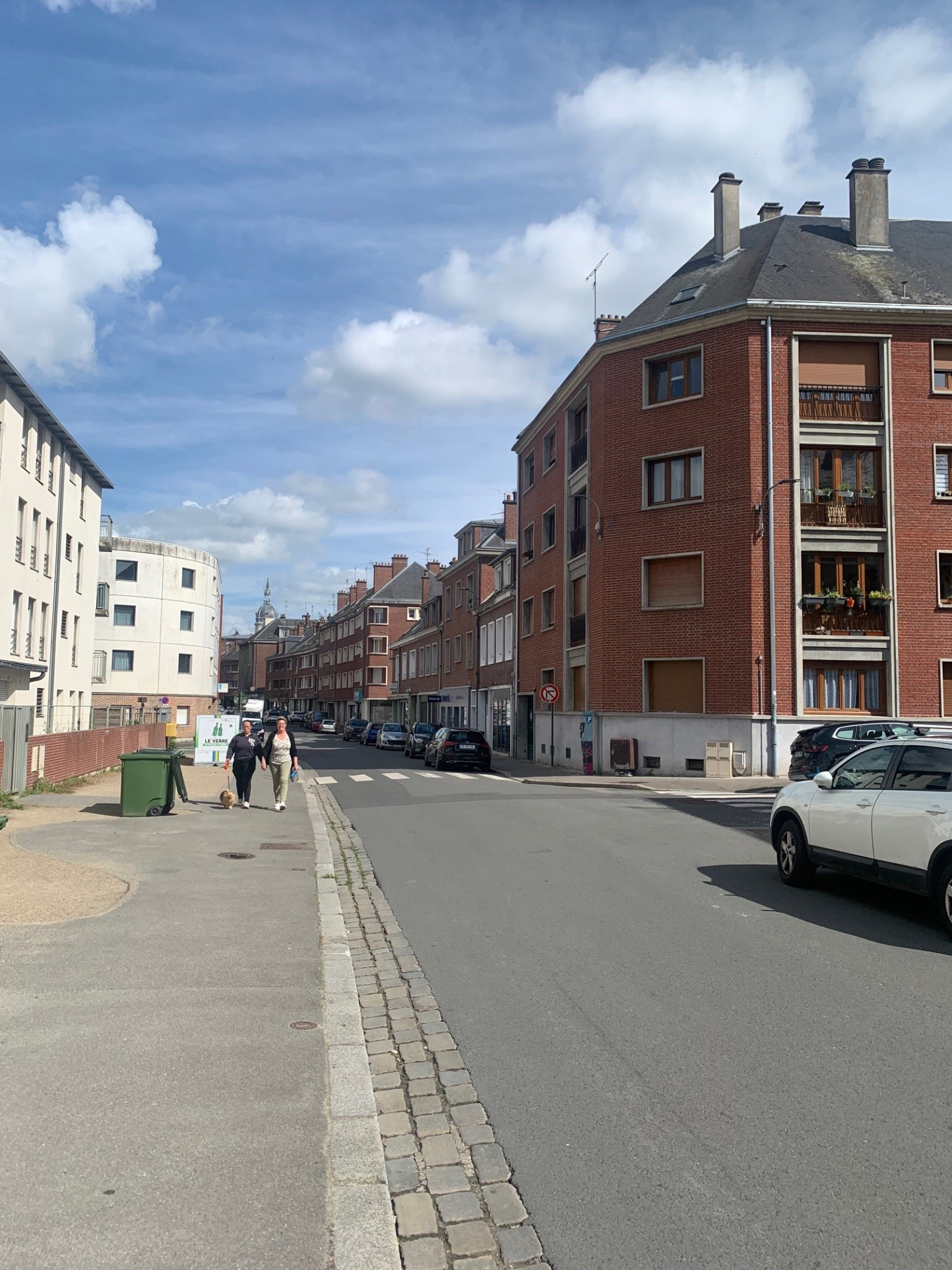 Immo80 – L'immobilier à Amiens et dans la Somme-LOCAL COMMERCIAL/ PROFESSIONNEL rue de la HOTOIE Amiens