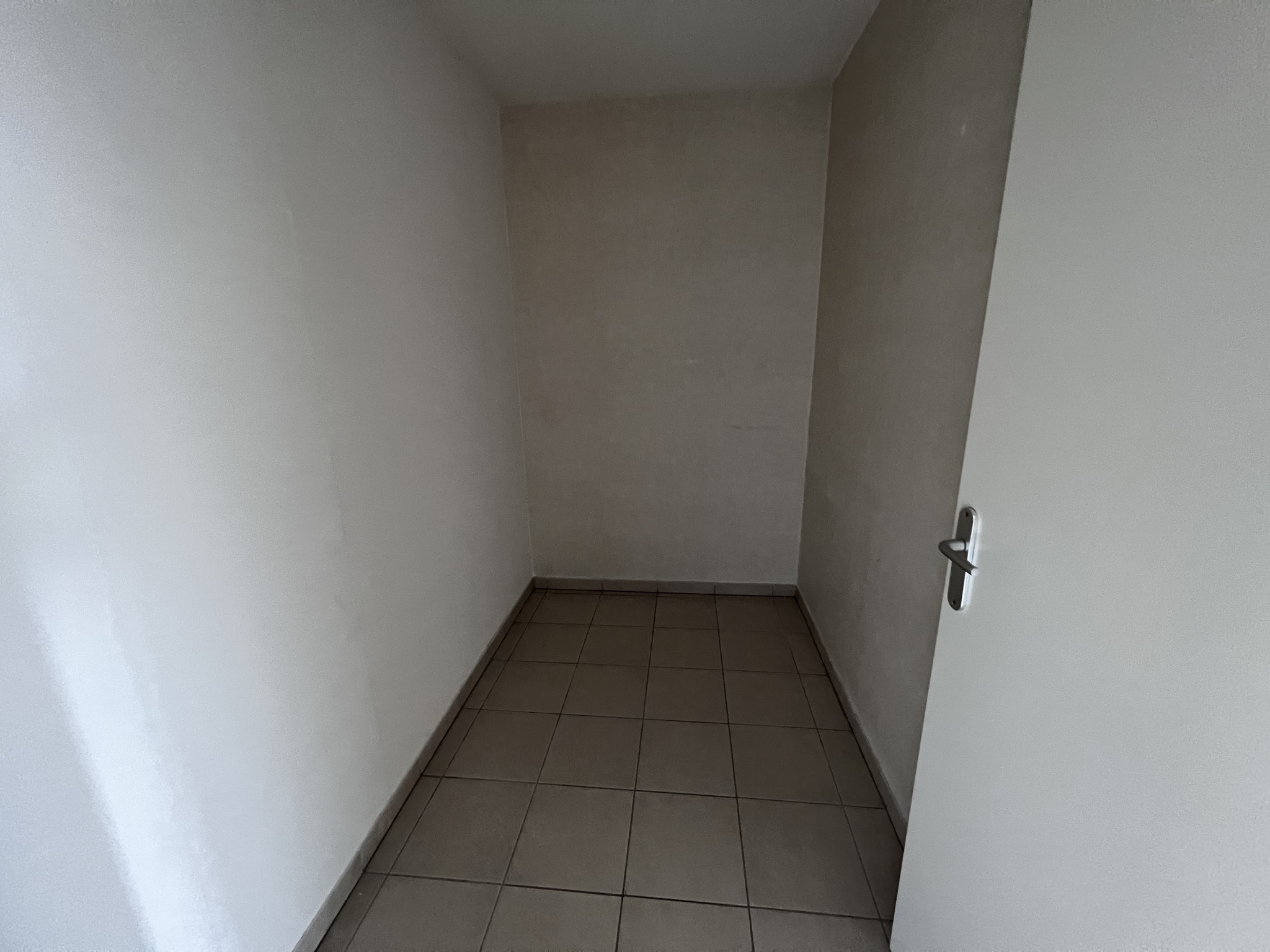 Immo80 – L'immobilier à Amiens et dans la Somme-T3 76m2 + terrasse amiens Sud/Est VAL -d’Avre.