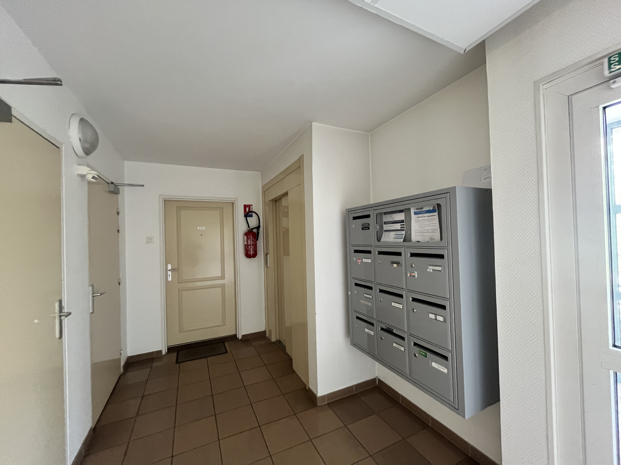 Immo80 – L'immobilier à Amiens et dans la Somme-T2 lumineux avec garage – Parc St Pierre