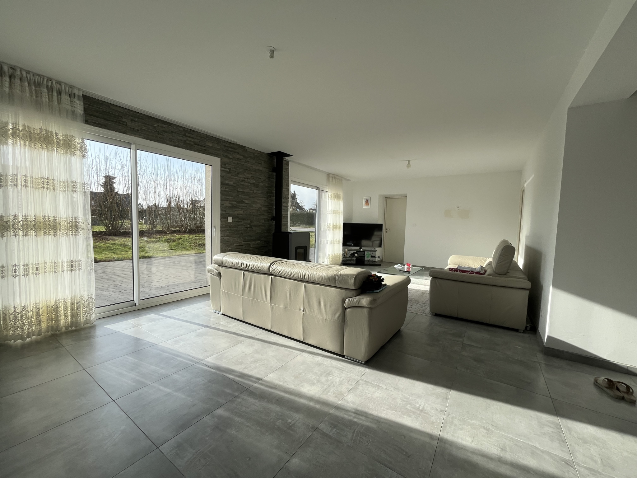 Immo80 – L'immobilier à Amiens et dans la Somme-MAISON T7 229 M2-CHBRE DE P-PIED-JARDIN-GARAGE