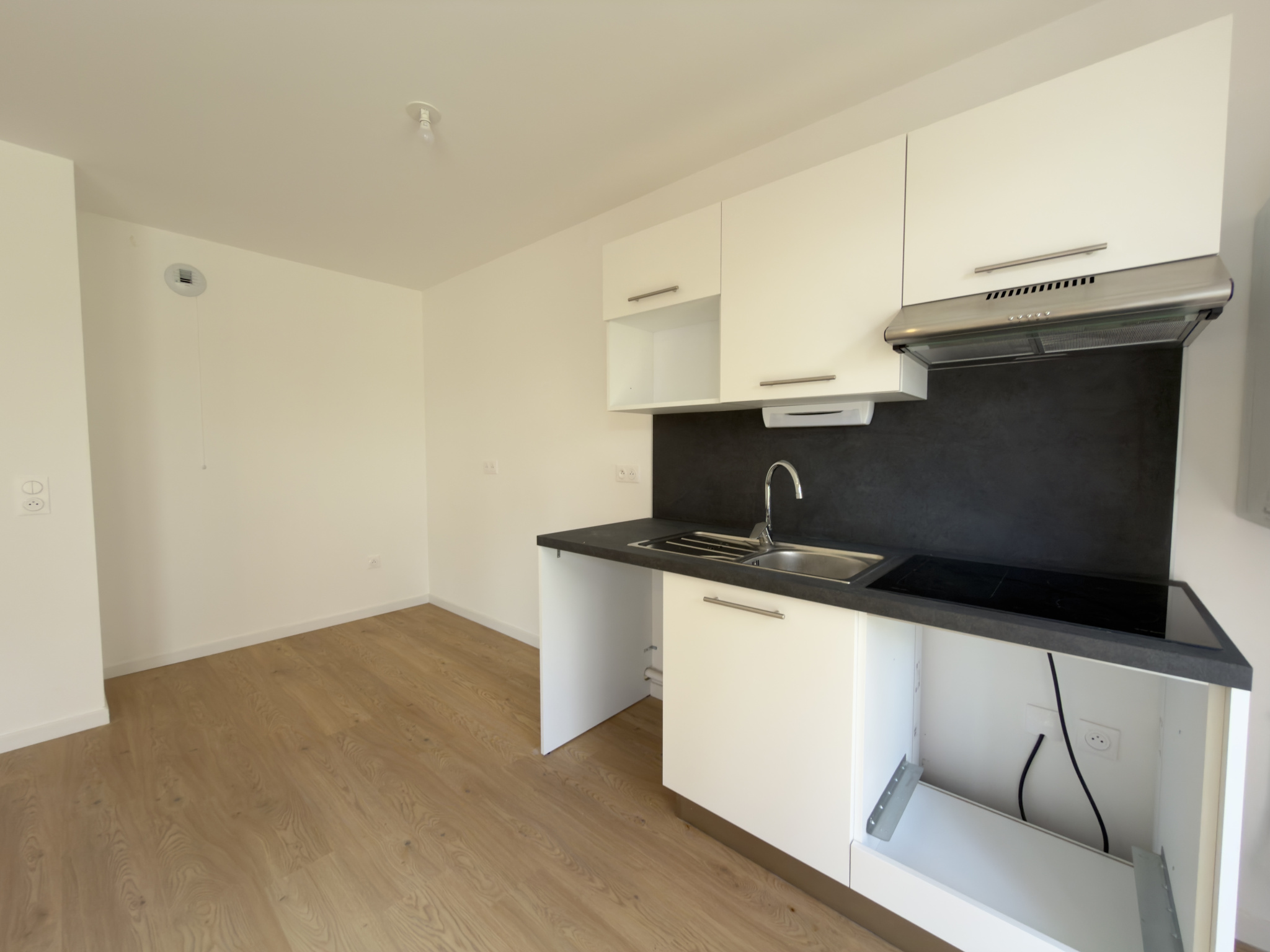 Immo80 – L'immobilier à Amiens et dans la Somme-T3 AVEC PARKING ET EXTERIEUR AMIENS SUD