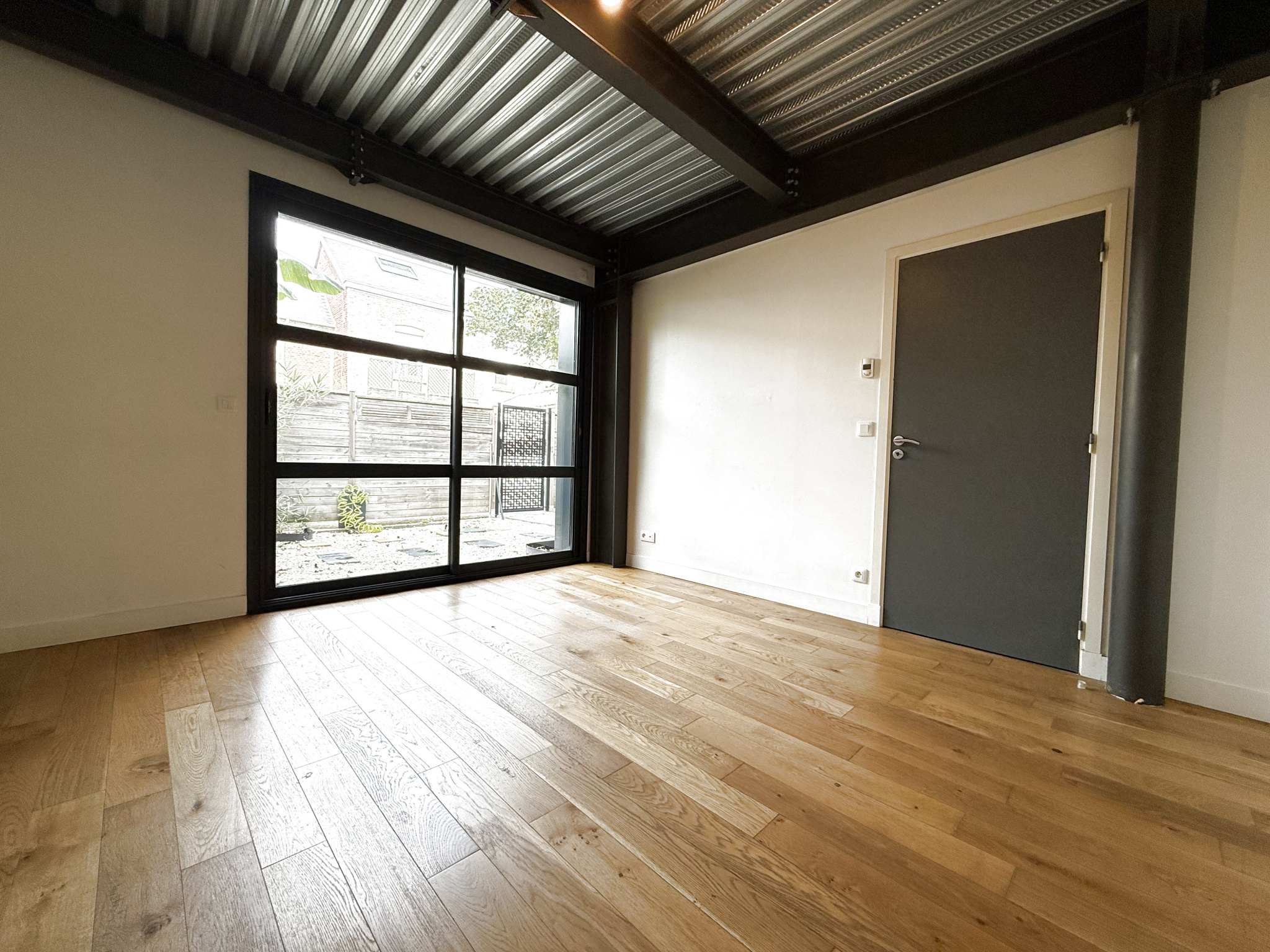 Immo80 – L'immobilier à Amiens et dans la Somme-SAINTE-ANNE-LOCAL PROFESSIONNEL/BUREAUX-STATIONNEMENTS