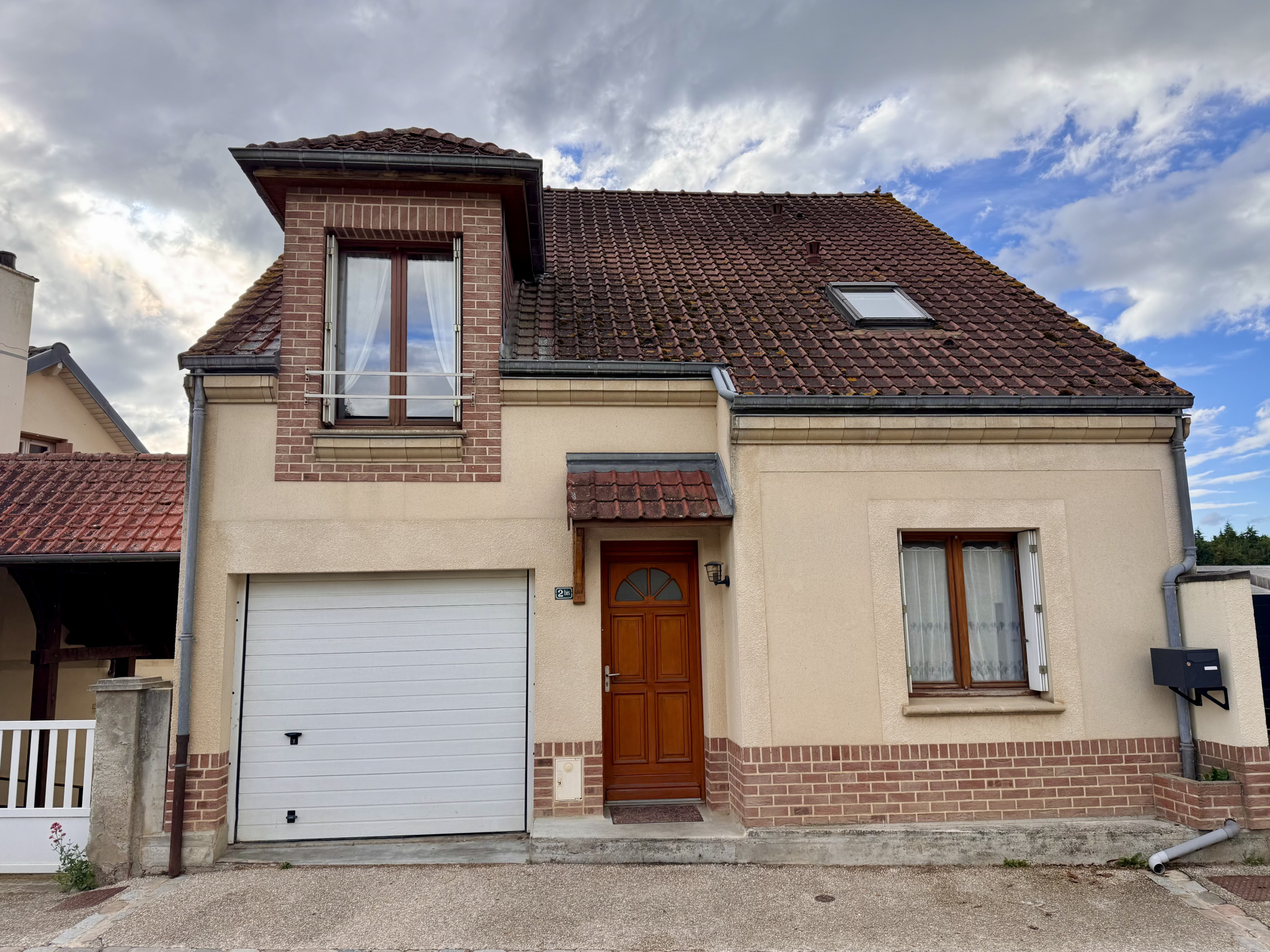 Immo80 – L'immobilier à Amiens et dans la Somme-SAINT-FUSCIEN – T3 130m2 – Terrasse & garage