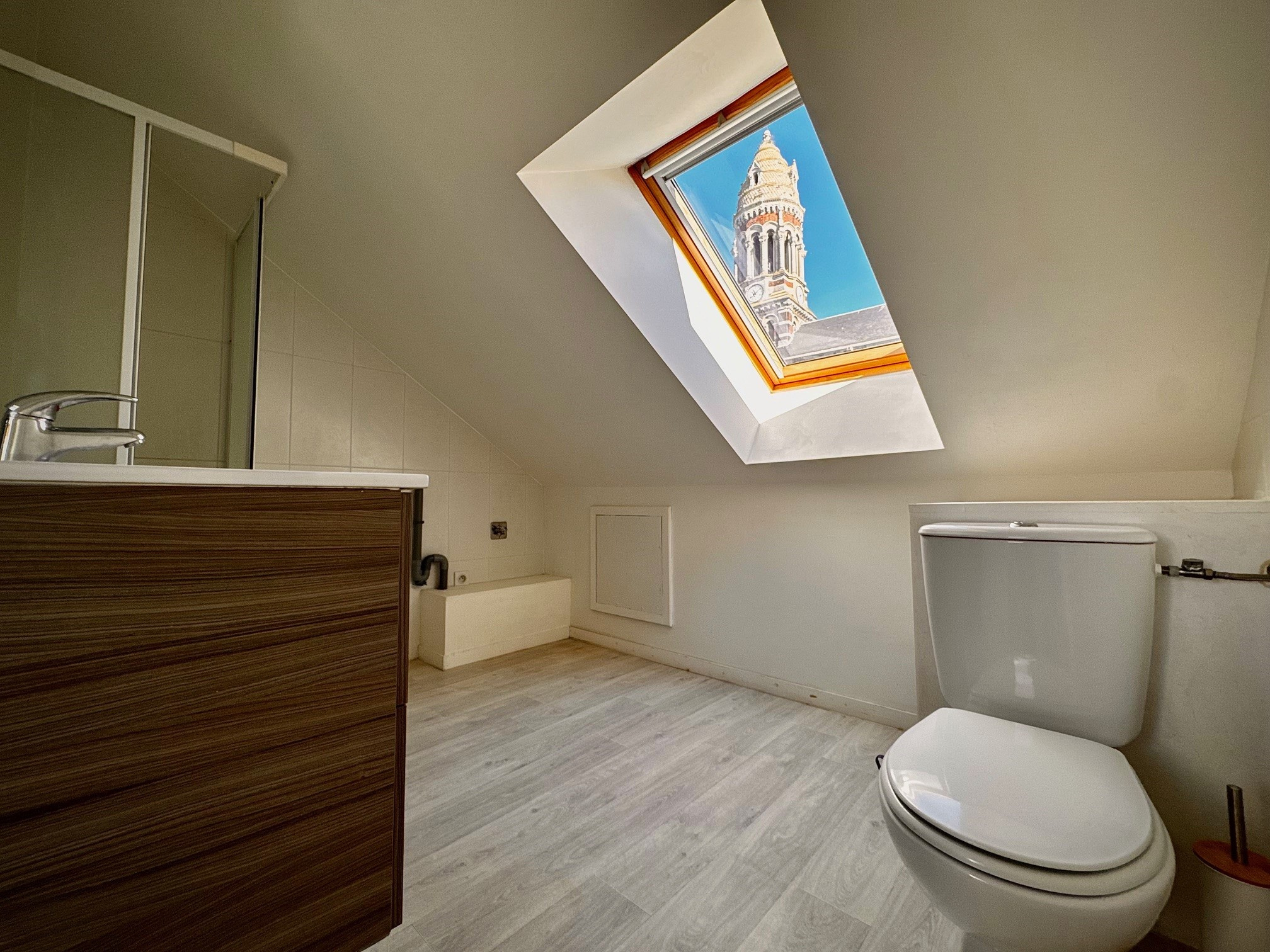 Immo80 – L'immobilier à Amiens et dans la Somme-TYPE 2 EN DUPLEX AVEC PARKING GARE AMIENS