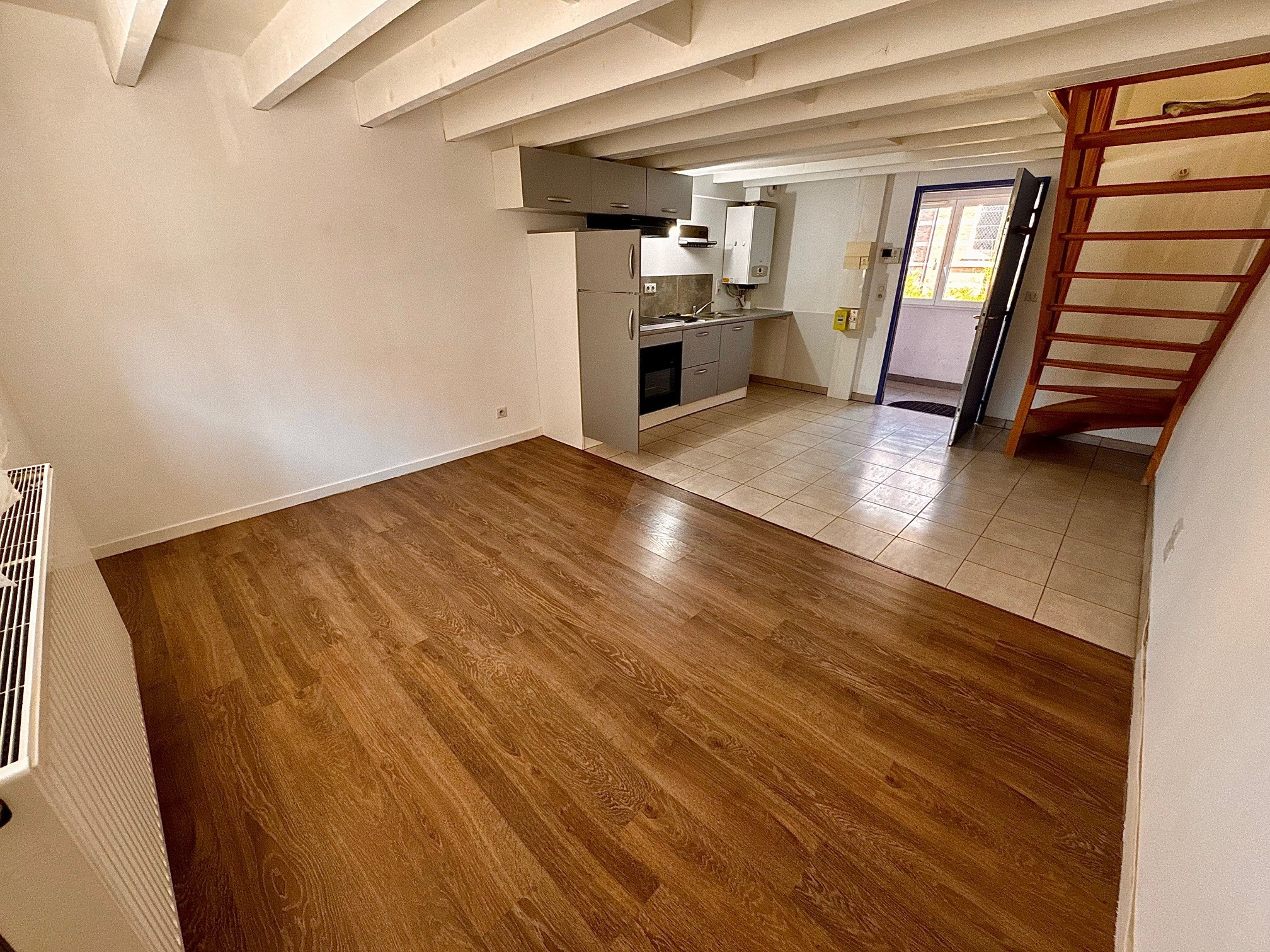 Immo80 – L'immobilier à Amiens et dans la Somme-TYPE 2 EN DUPLEX AVEC PARKING GARE AMIENS