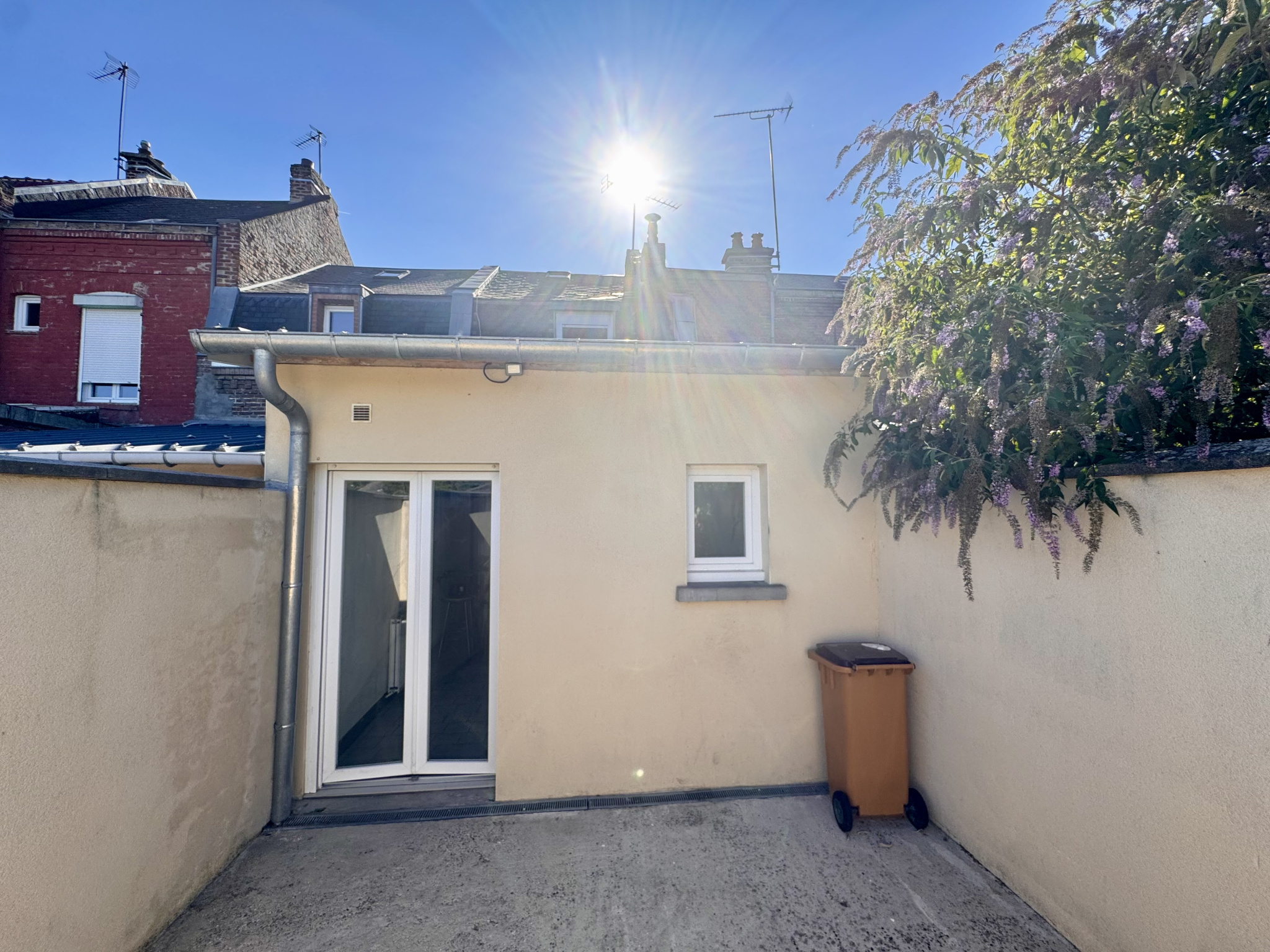 Immo80 – L'immobilier à Amiens et dans la Somme-Marivaux – Amiénoise 65m2 – 2 chbs, bureau & jardin