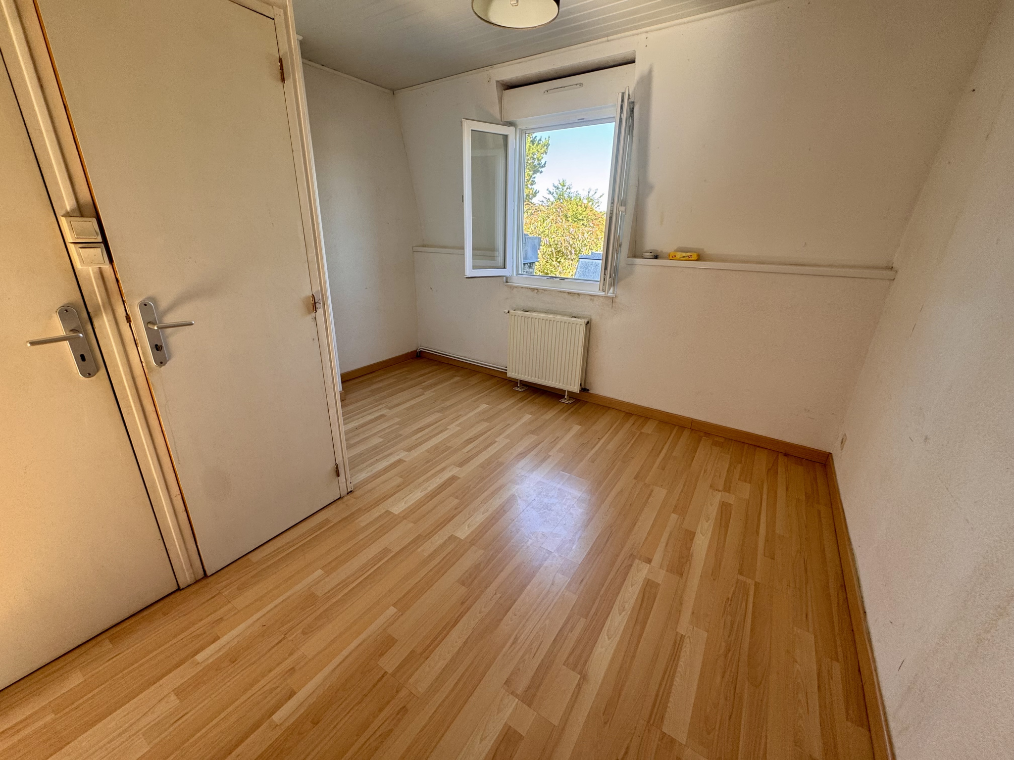 Immo80 – L'immobilier à Amiens et dans la Somme-Marivaux – Amiénoise 65m2 – 2 chbs, bureau & jardin
