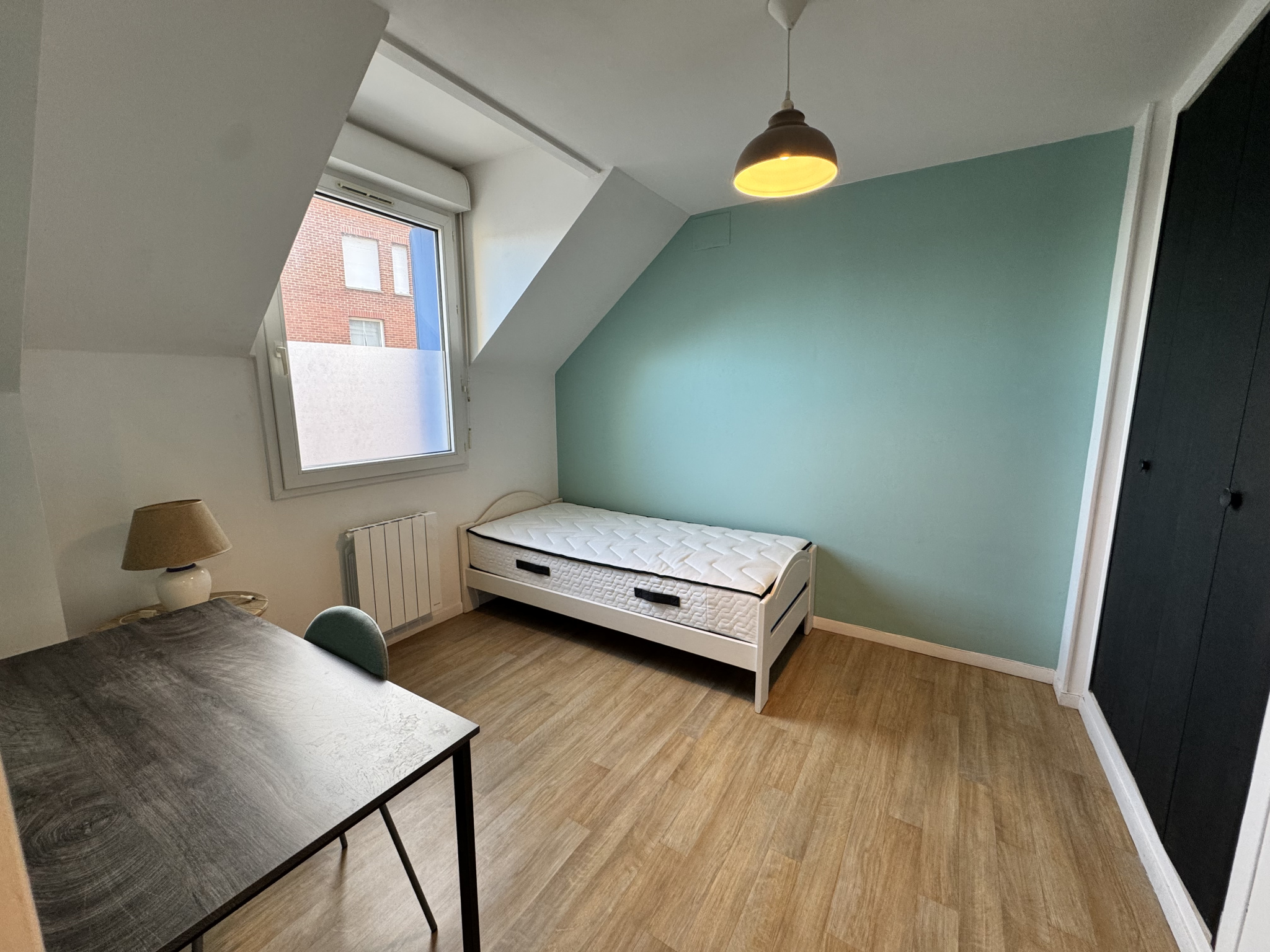 Immo80 – L'immobilier à Amiens et dans la Somme-Maison avec garage + extérieur en hyper centre d’Amiens… une rareté !