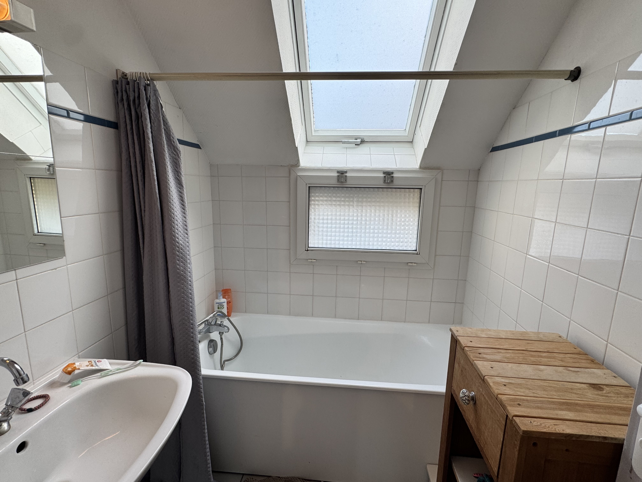 Immo80 – L'immobilier à Amiens et dans la Somme-Maison avec garage + extérieur en hyper centre d’Amiens… une rareté !