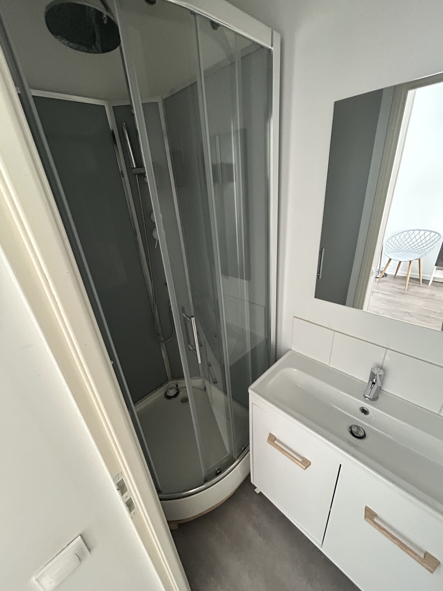 Immo80 – L'immobilier à Amiens et dans la Somme-BEAU STUDIO MEUBLÉ AVEC COUR CENTRE VILLE AMIENS
