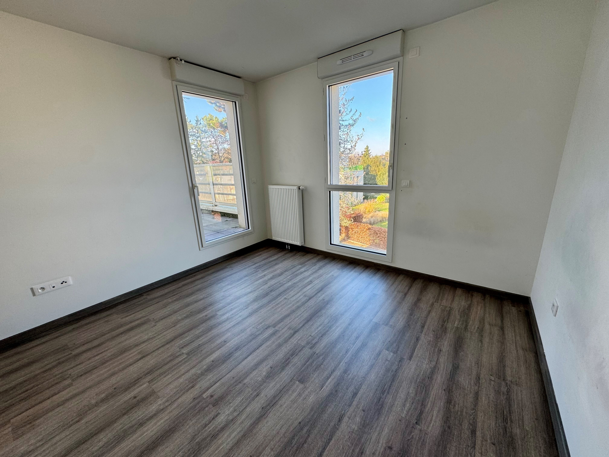 Immo80 – L'immobilier à Amiens et dans la Somme-Amiens SUD – T3 75m2 – 2 Chambres – Terrasse – Stationnement privée