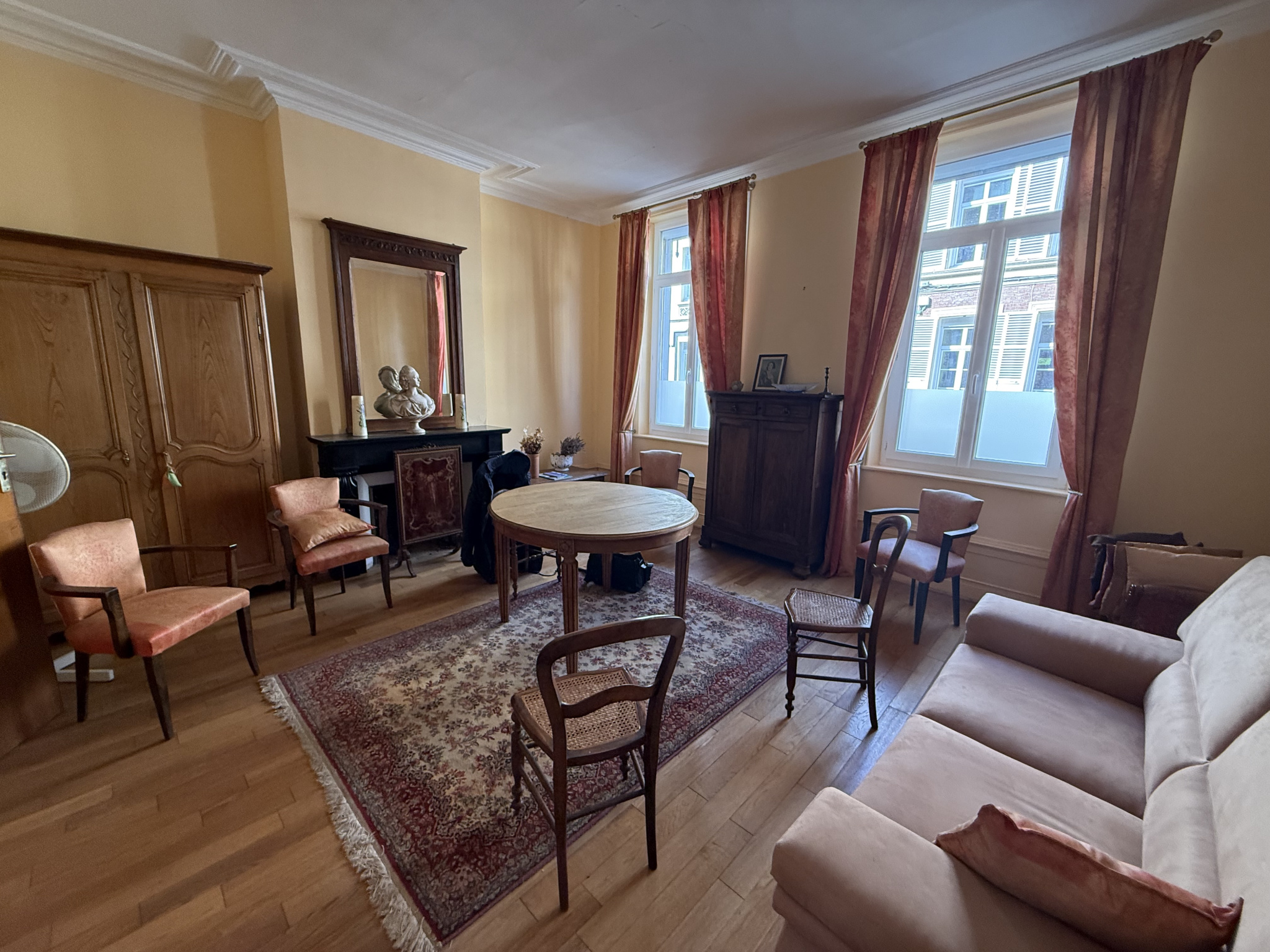 Immo80 – L'immobilier à Amiens et dans la Somme-HENRIVILLE MAISON 222 m2  PORTE COCHERE