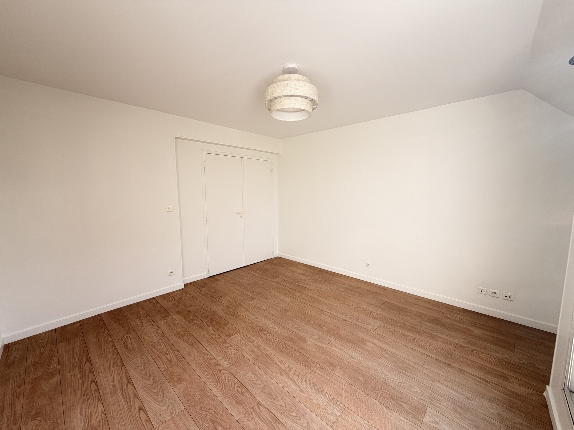 Immo80 – L'immobilier à Amiens et dans la Somme-T3 EN DUXPLEX DE 65M2 AVEC CAVE, BALCON ET PLACE DE PARKING