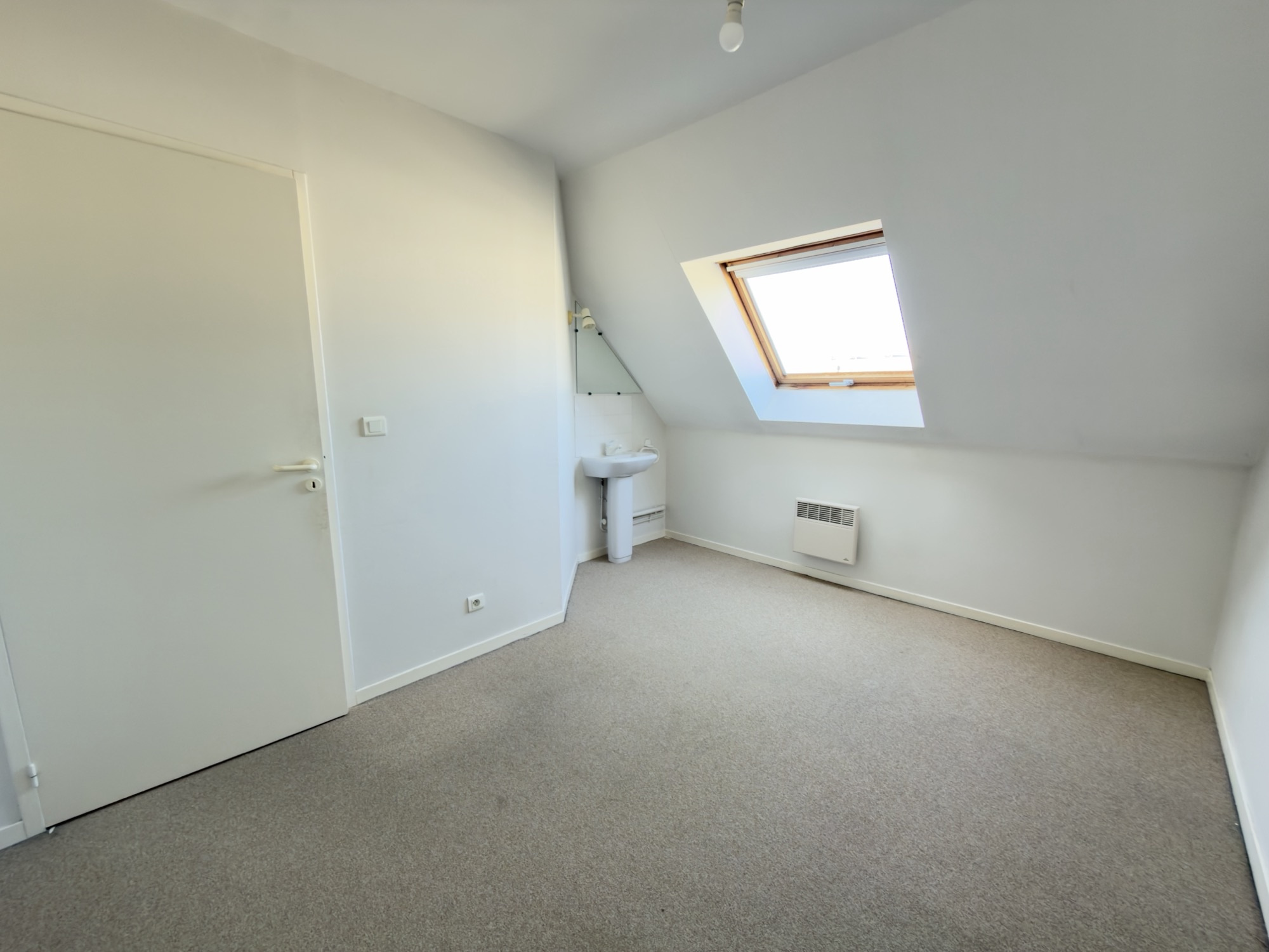 Immo80 – L'immobilier à Amiens et dans la Somme-T3 EN DUXPLEX DE 65M2 AVEC CAVE BALCON ET PLACE DE PARKING