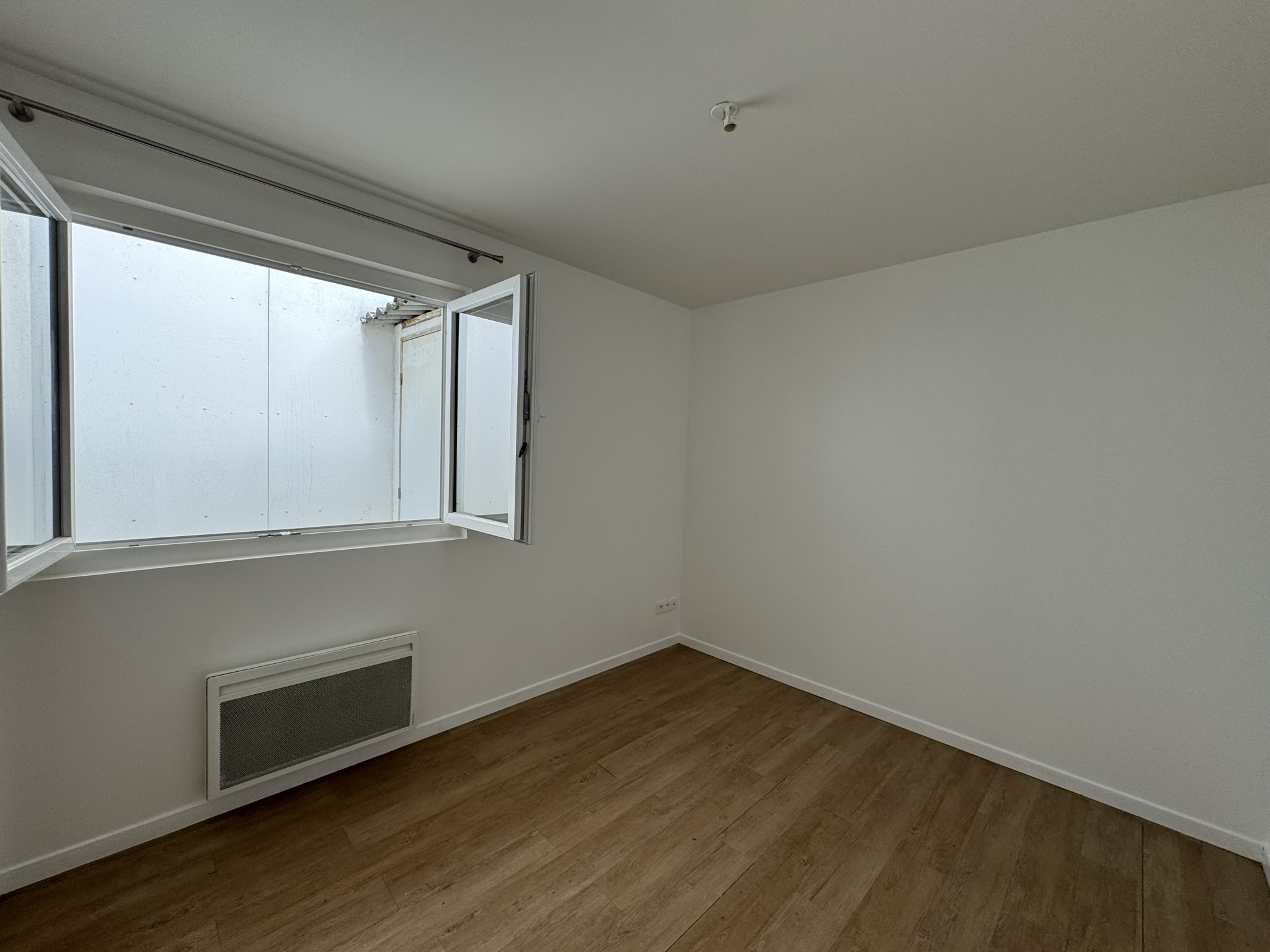 Immo80 – L'immobilier à Amiens et dans la Somme-APPARTEMENT T2 HENRIVILLE – AMIENS