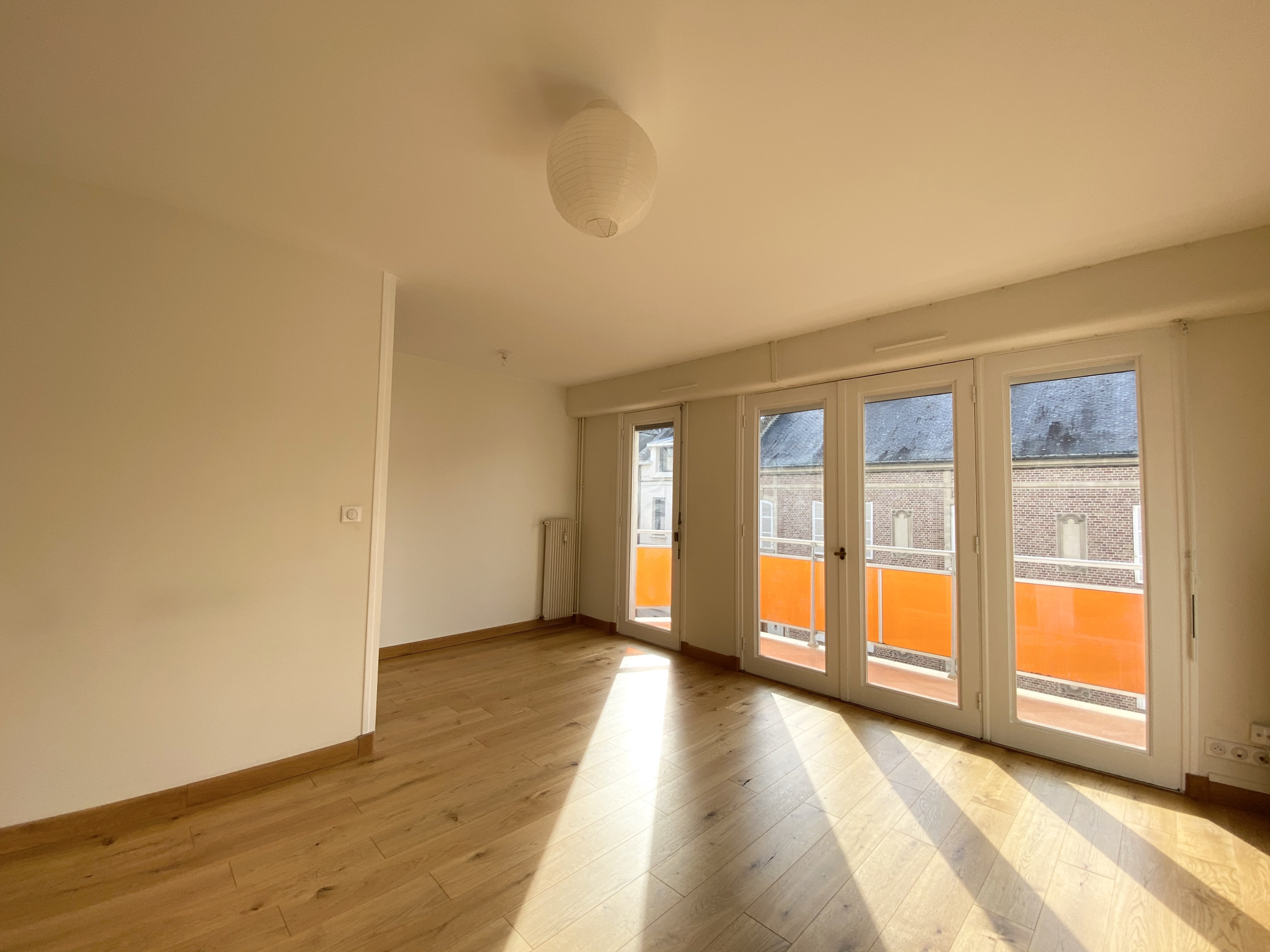 Immo80 – L'immobilier à Amiens et dans la Somme-TYPE 2 AVEC BALCON COEUR HENRIVILLE – AMIENS