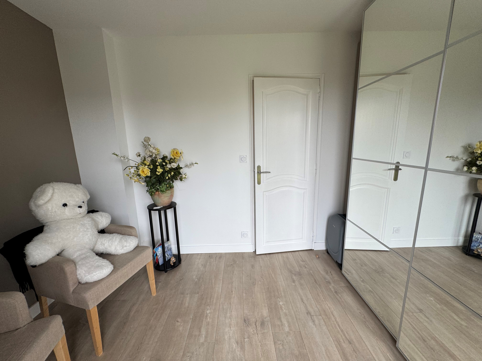 Immo80 – L'immobilier à Amiens et dans la Somme-Saint-Fuscien – Propriété Architecte – 321m2 – 5 chambres – Espace bien-être – garage Jardin-