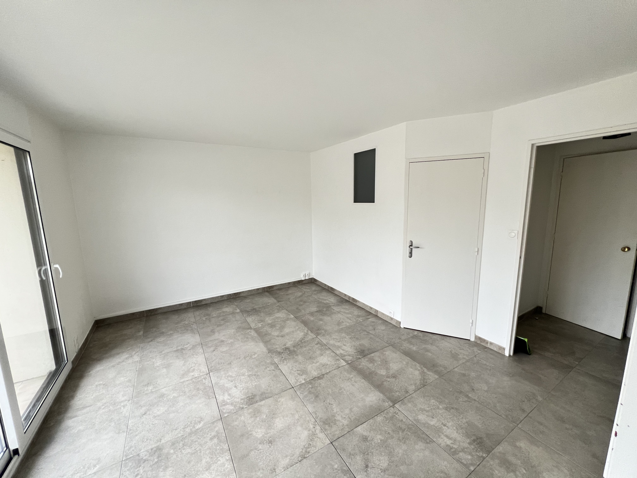 Immo80 – L'immobilier à Amiens et dans la Somme-T2 CENTRE VILLE AMIENS AVEC BALCON