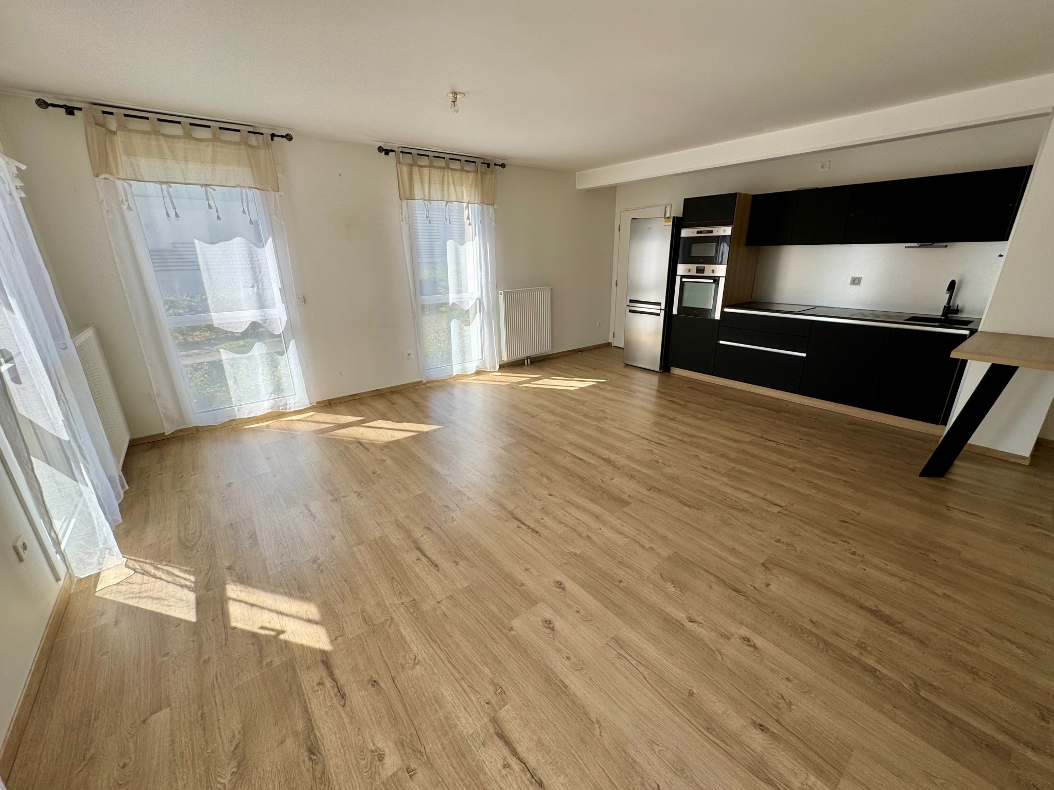 Immo80 – L'immobilier à Amiens et dans la Somme-Amiens SUD – T3 72m2 – 2 Chambres – Terrasse – Stationnement privée