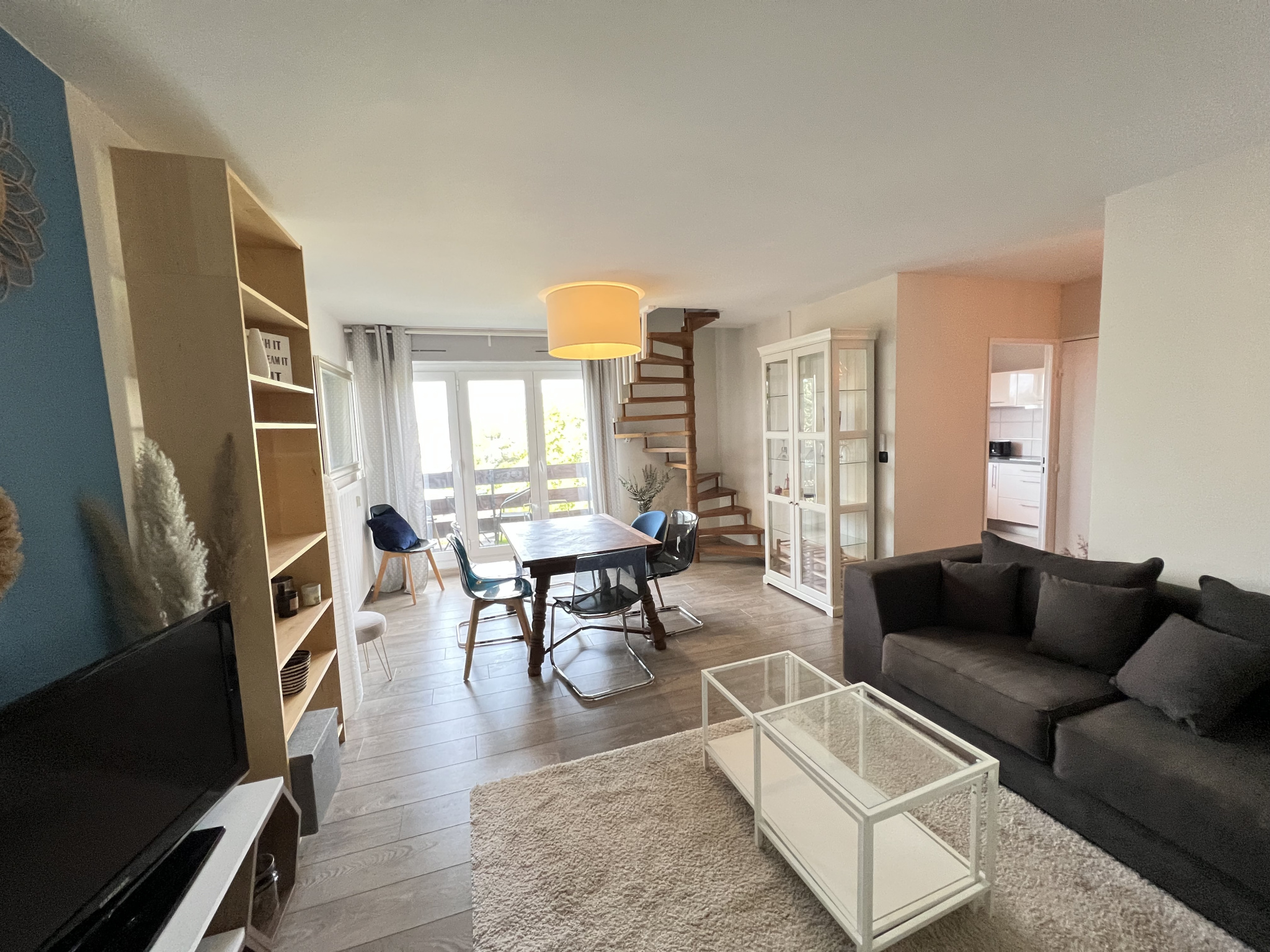 Immo80 – L'immobilier à Amiens et dans la Somme-T3 MEUBLÉ AVEC GARAGE ET BALCON – AMIENS SUD
