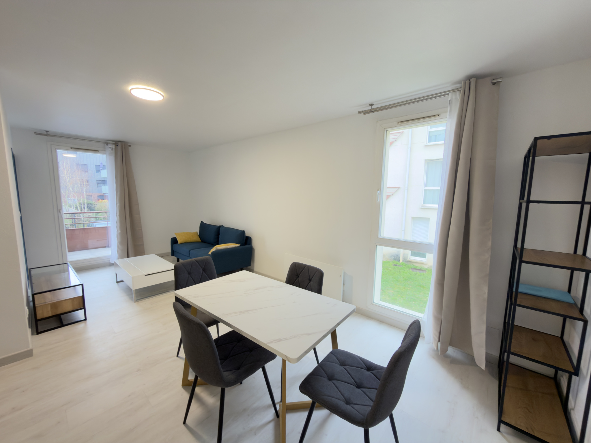 Immo80 – L'immobilier à Amiens et dans la Somme-T2 40m2 MEUBLE PARKING + TERRASSE