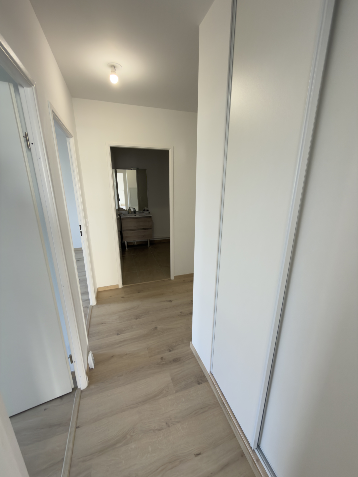 Immo80 – L'immobilier à Amiens et dans la Somme-APPARTMENT T3 AVEC BALCON ET PARKING – AMIENS