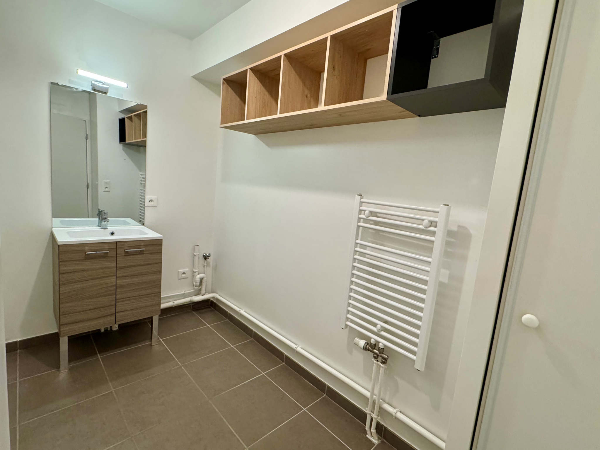 Immo80 – L'immobilier à Amiens et dans la Somme-Amiens SUD – T3 71m2 – 2 Chambres – Terrasse – Stationnement privée