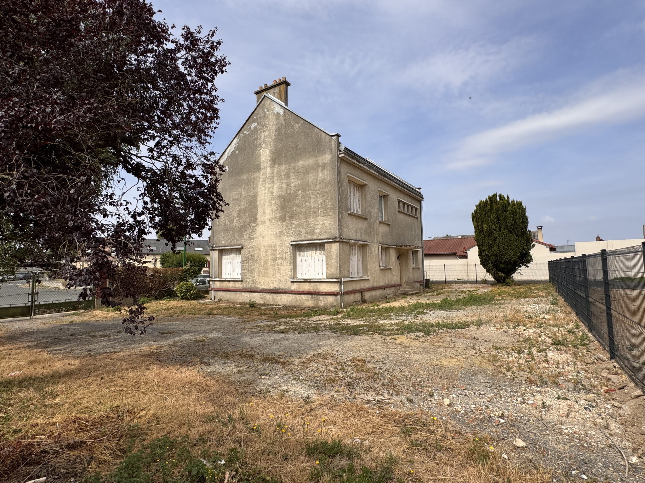 Immo80 – L'immobilier à Amiens et dans la Somme-Oresmaux – 179m2 – jardin