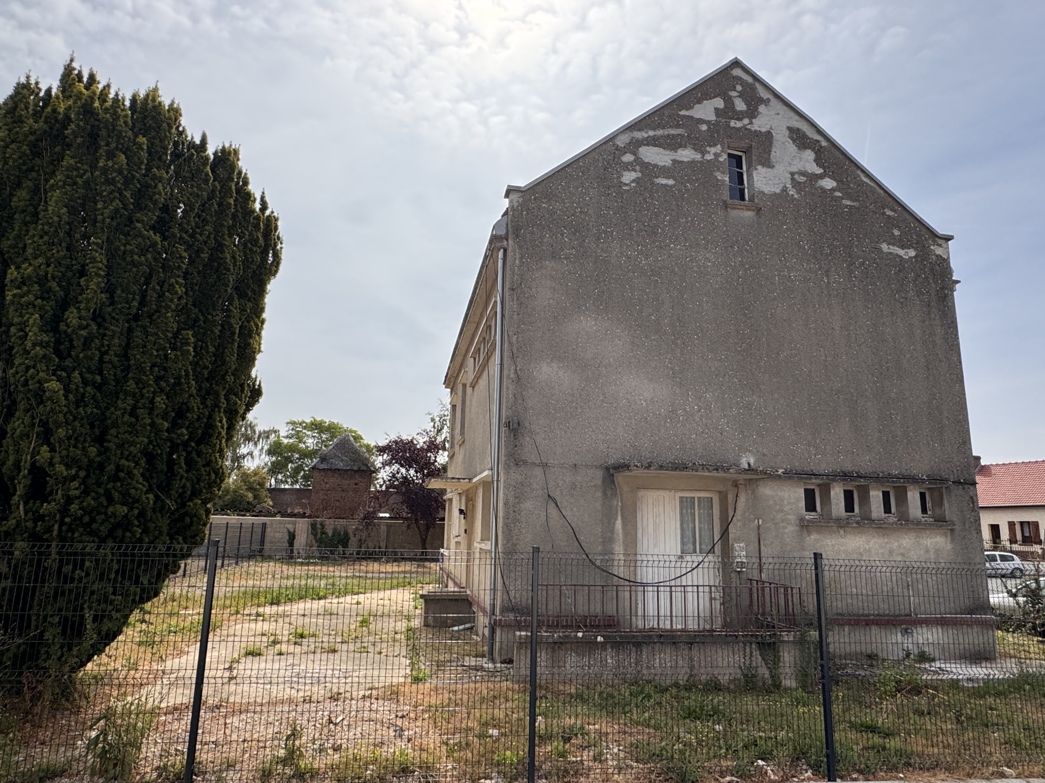 Immo80 – L'immobilier à Amiens et dans la Somme-Oresmaux – 179m2 – jardin