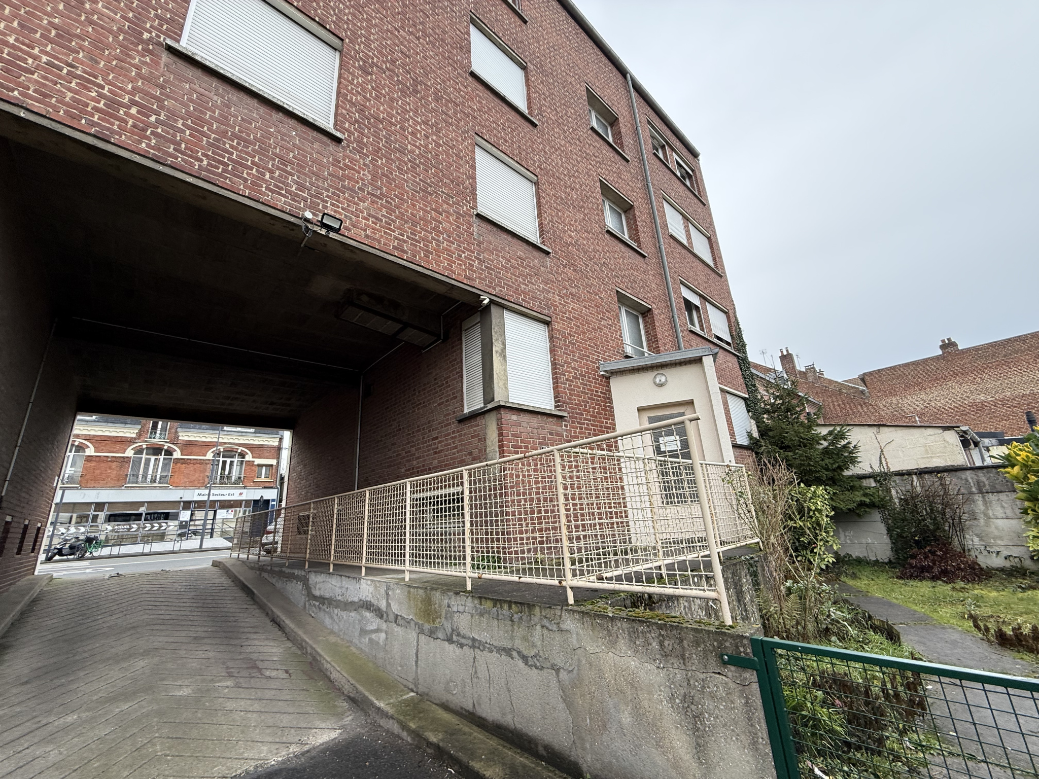 Immo80 – L'immobilier à Amiens et dans la Somme-GRAND GARAGE SAINT ACHEUL AMIENS