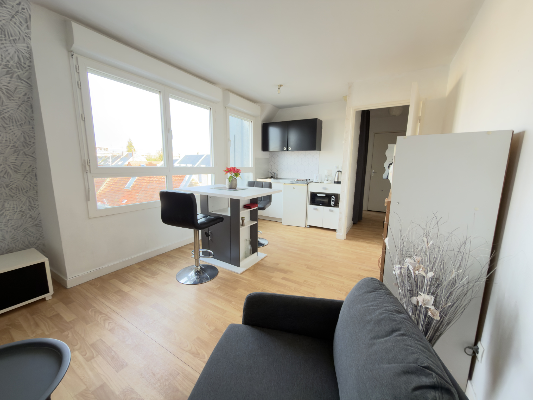 Immo80 – L'immobilier à Amiens et dans la Somme-GRAND STUDIO MEUBLÉ AMIENS