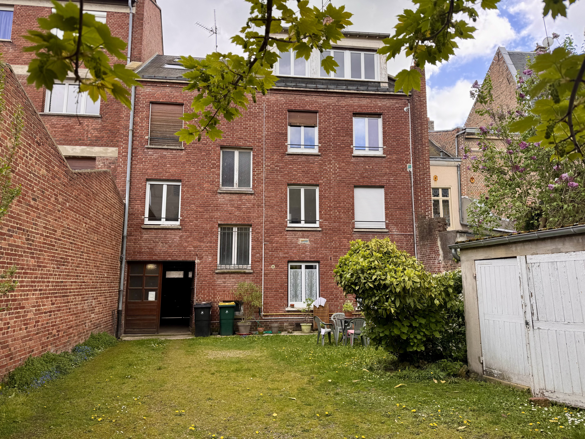 Immo80 – L'immobilier à Amiens et dans la Somme-Hyper-centre ville – T3 77m2 – garage – cave