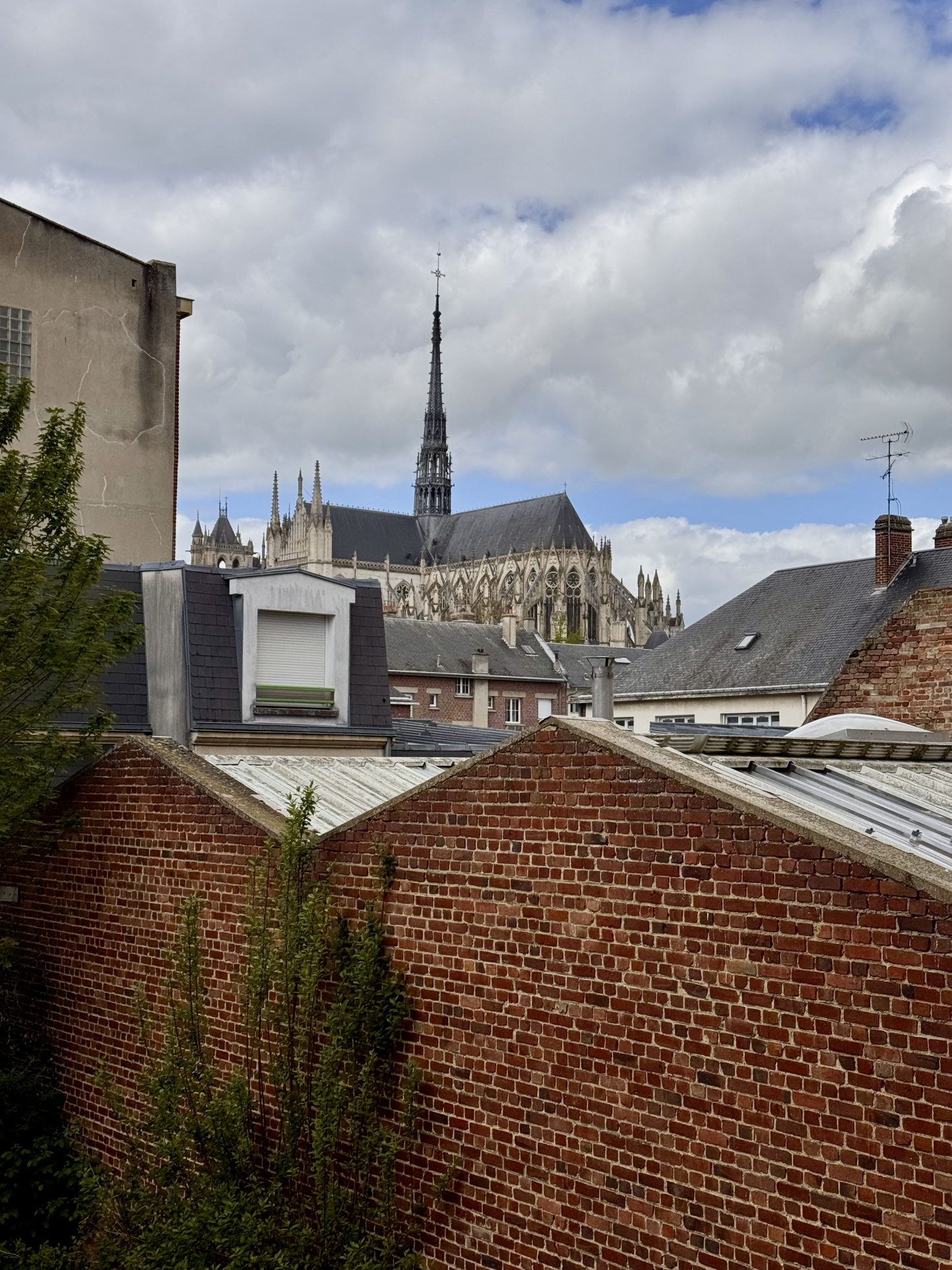 Immo80 – L'immobilier à Amiens et dans la Somme-Hyper-centre ville – T3 77m2 – garage – cave