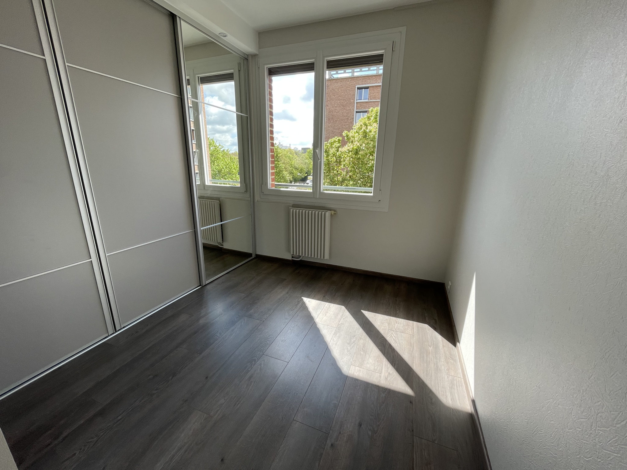 Immo80 – L'immobilier à Amiens et dans la Somme-TYPE 3 AVEC ASCENSEUR ET GARAGE AMIENS SUD