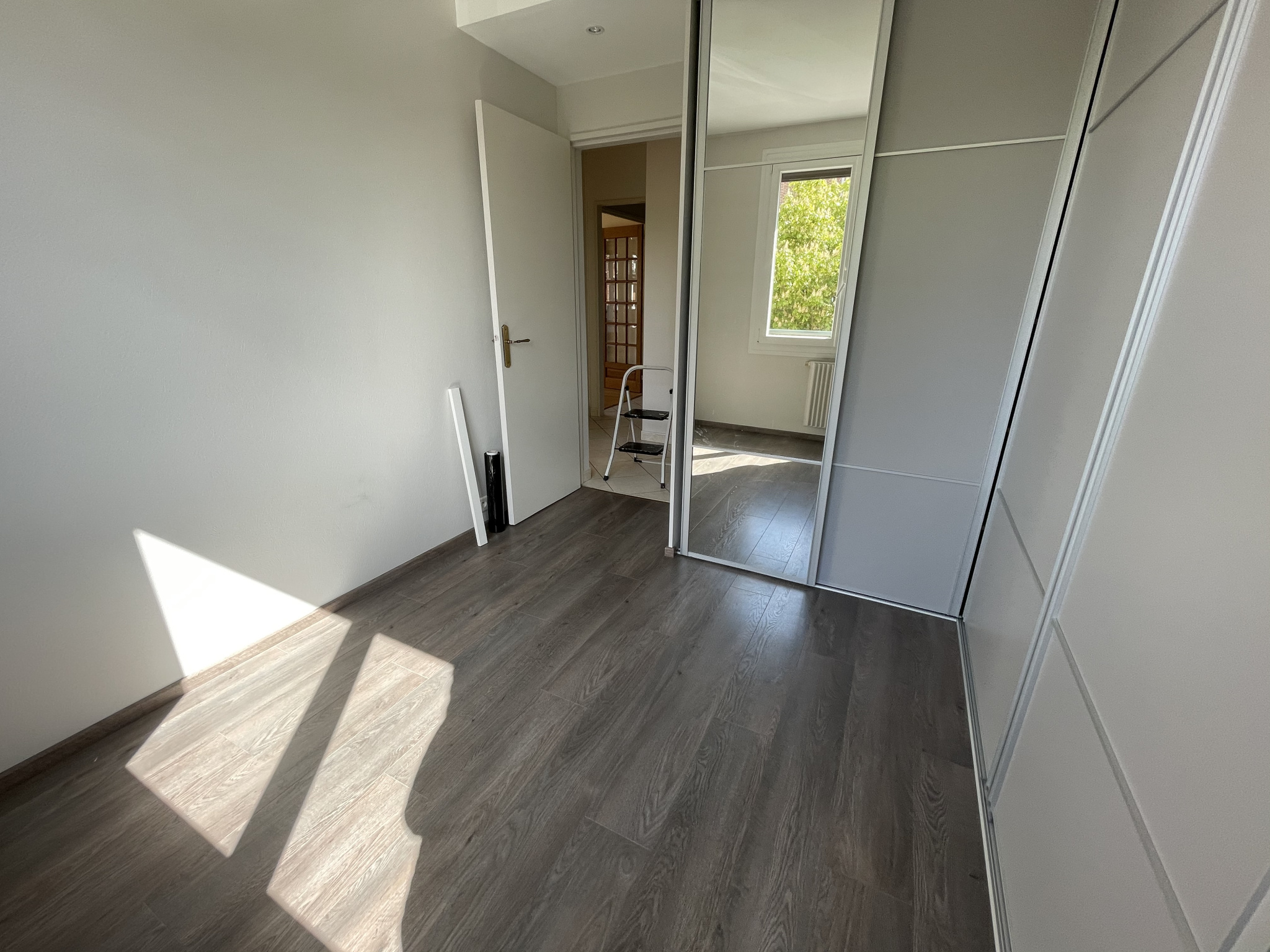 Immo80 – L'immobilier à Amiens et dans la Somme-TYPE 3 AVEC ASCENSEUR ET GARAGE AMIENS SUD