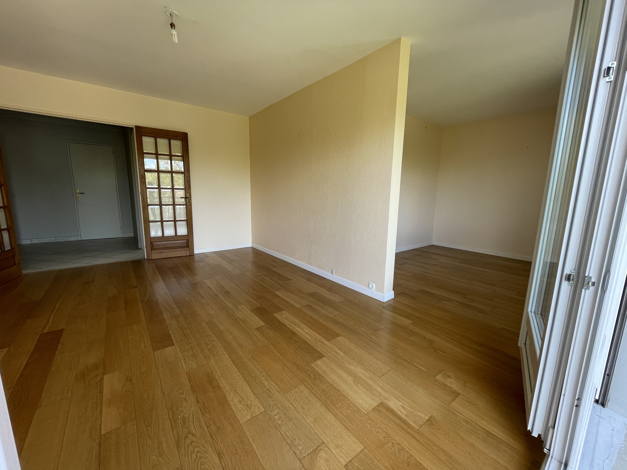 Immo80 – L'immobilier à Amiens et dans la Somme-TYPE 3 AVEC ASCENSEUR ET GARAGE AMIENS SUD