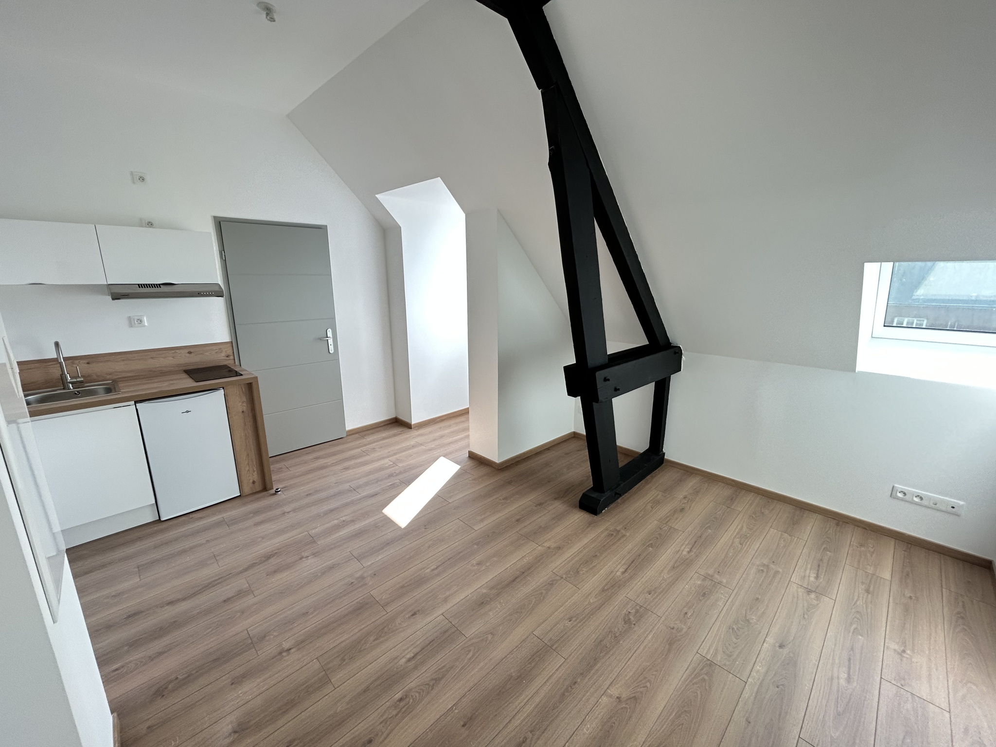 Immo80 – L'immobilier à Amiens et dans la Somme-STUDIO/ T1  MEUBLE HYPERCENTRE